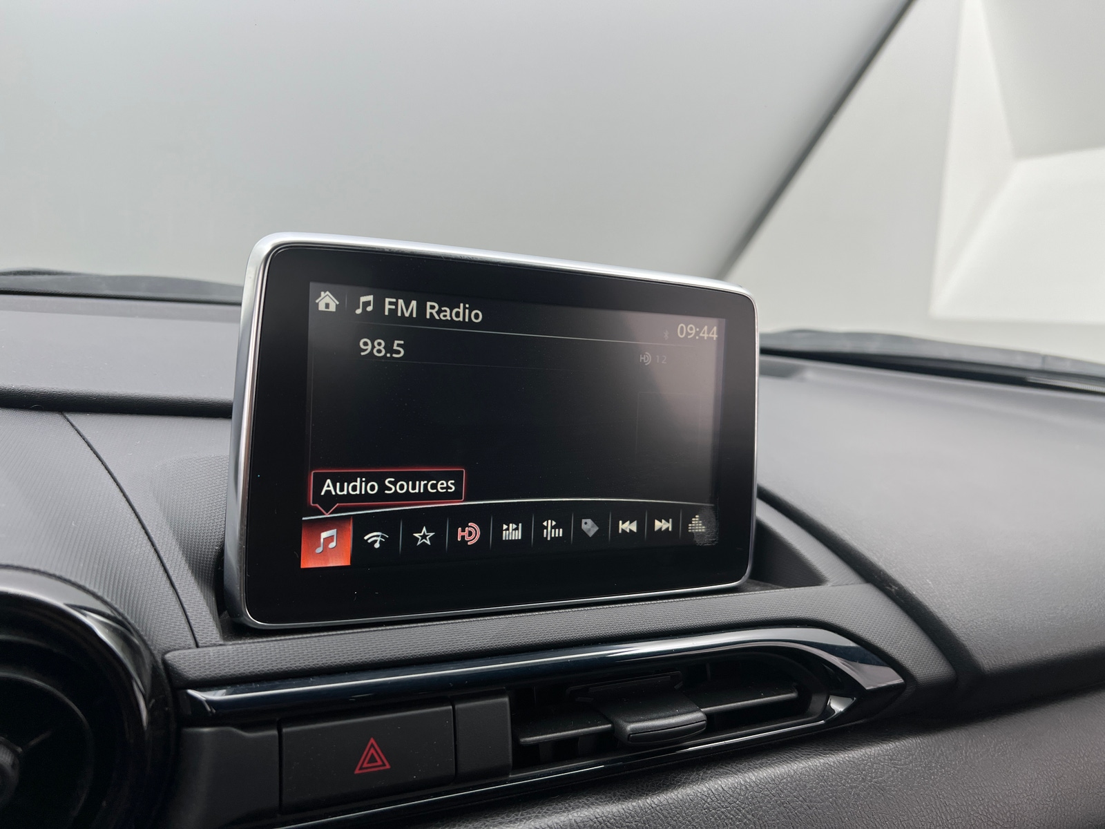 Thumbnail: 2017 Mazda MX-5 Miata - 4