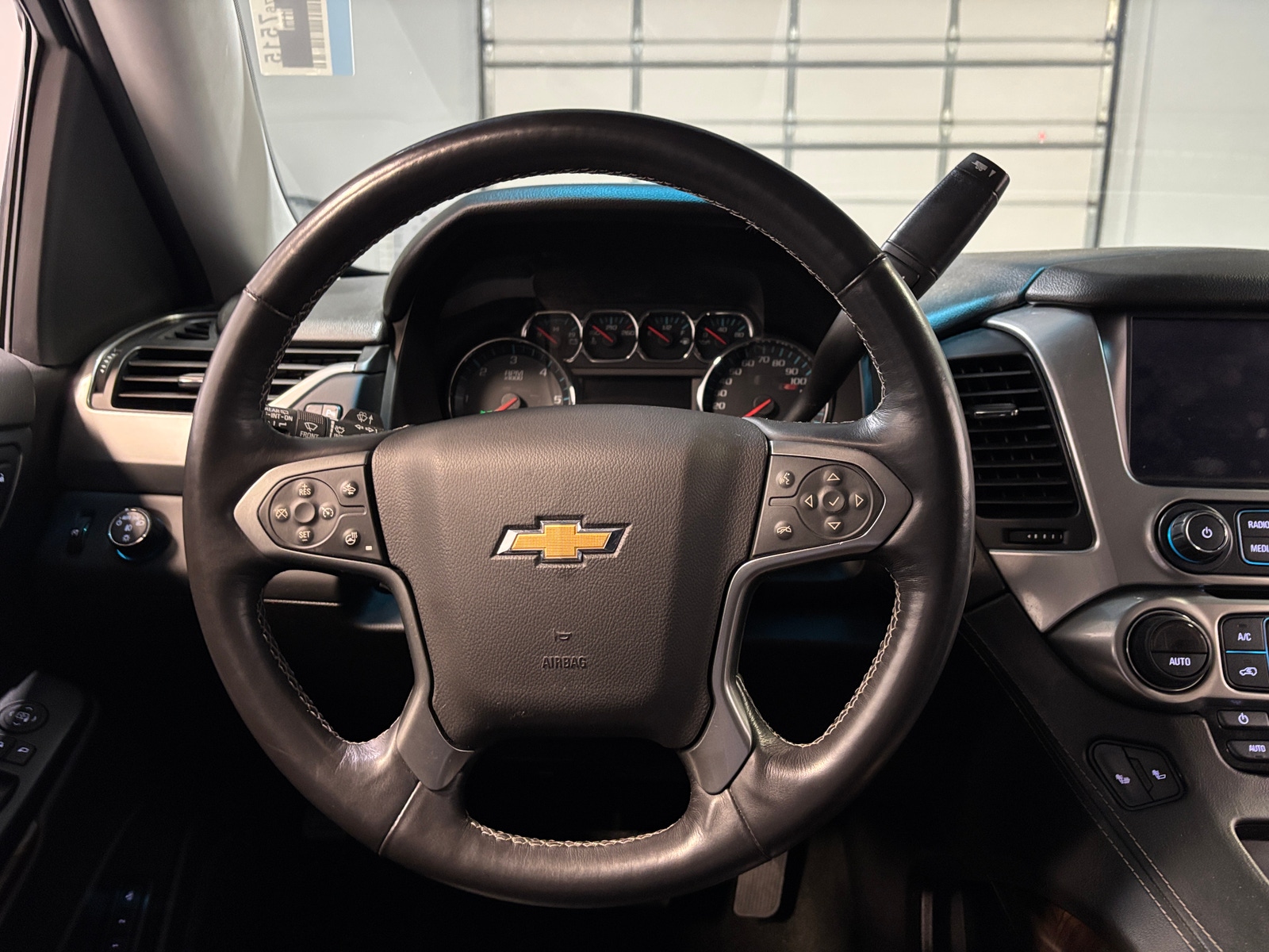 Thumbnail: 2018 Chevrolet Tahoe - 4