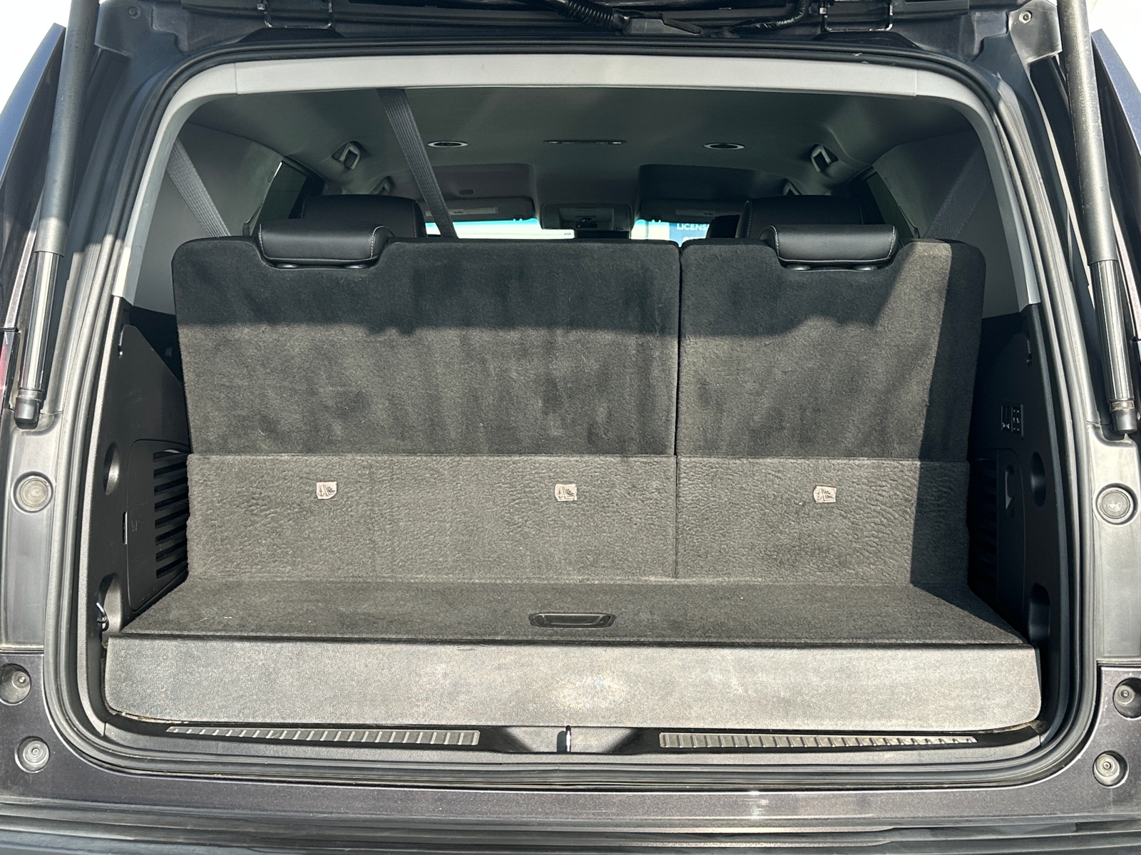 Thumbnail: 2018 Chevrolet Tahoe - 6