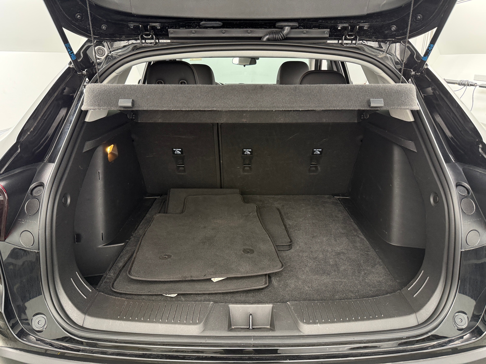 Thumbnail: 2025 Chevrolet Trax - 7