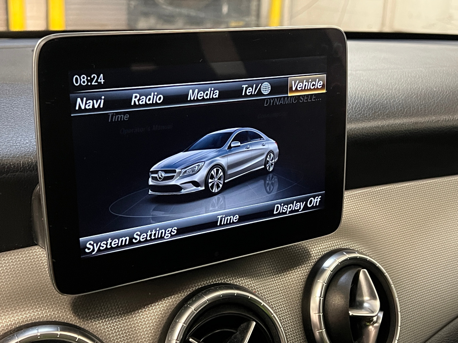 Thumbnail: 2019 Mercedes-Benz CLA - 3