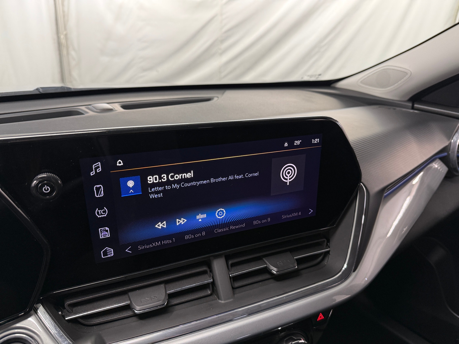 Thumbnail: 2025 Chevrolet Trax - 4