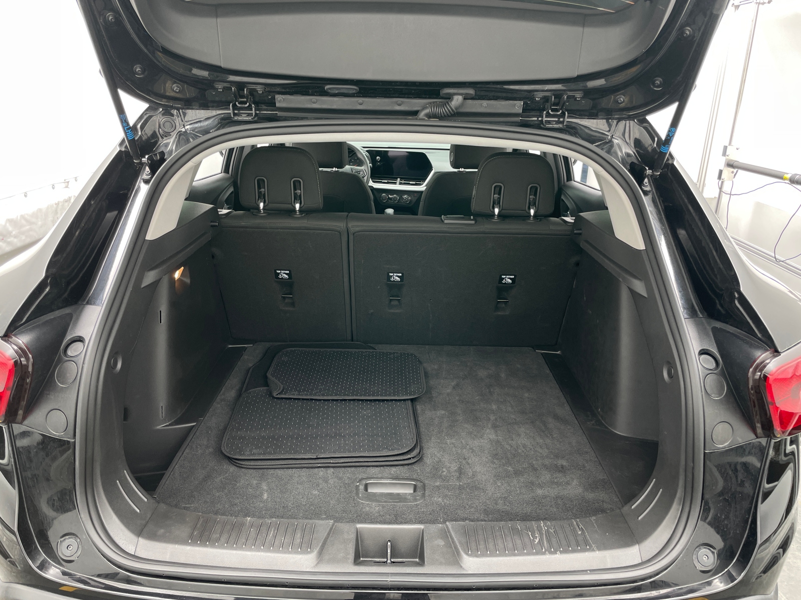 Thumbnail: 2025 Chevrolet Trax - 7