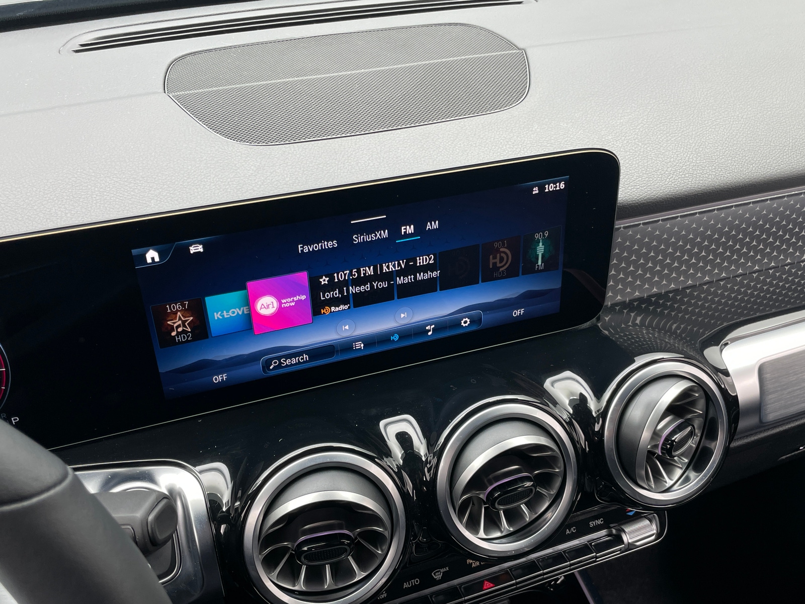 Thumbnail: 2025 Mercedes-Benz GLB - 3