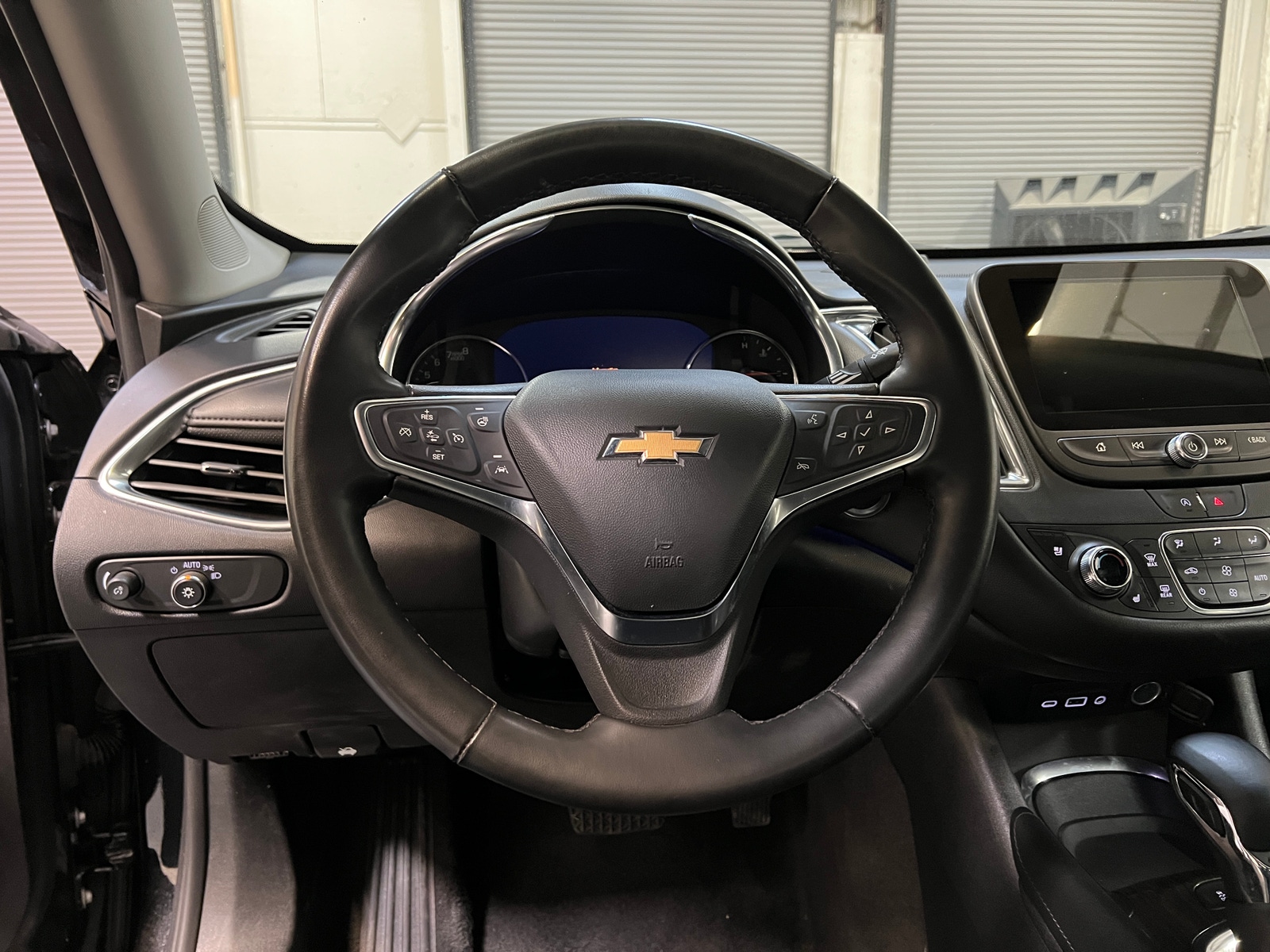 Thumbnail: 2024 Chevrolet Malibu - 4