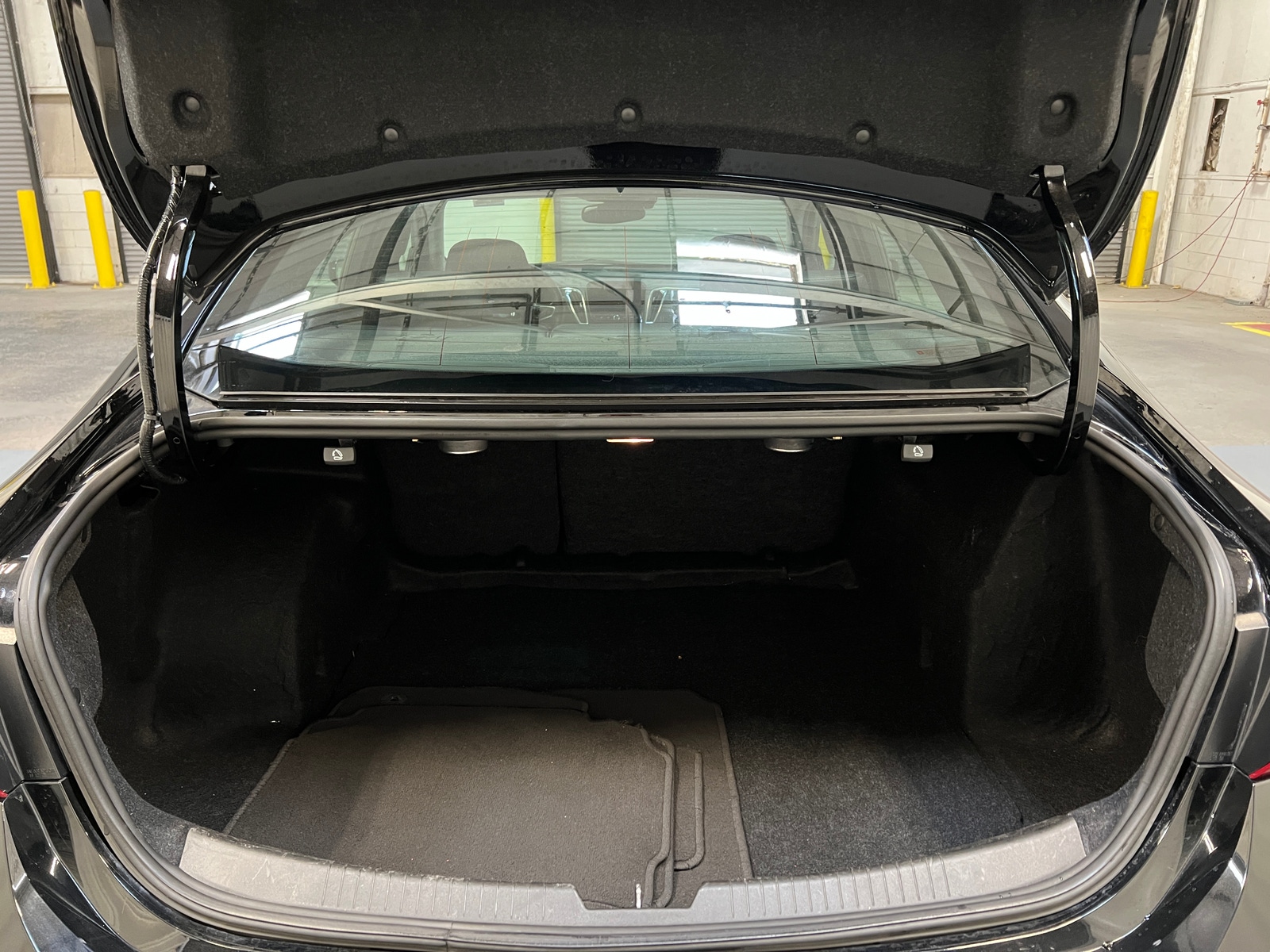 Thumbnail: 2024 Chevrolet Malibu - 6