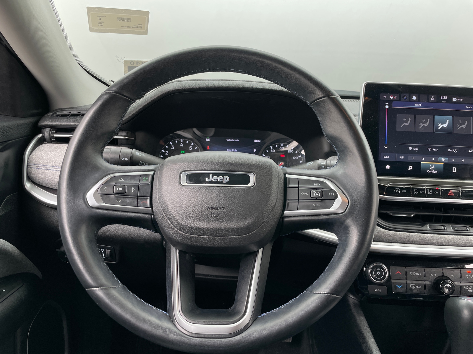 Thumbnail: 2022 Jeep Compass - 4