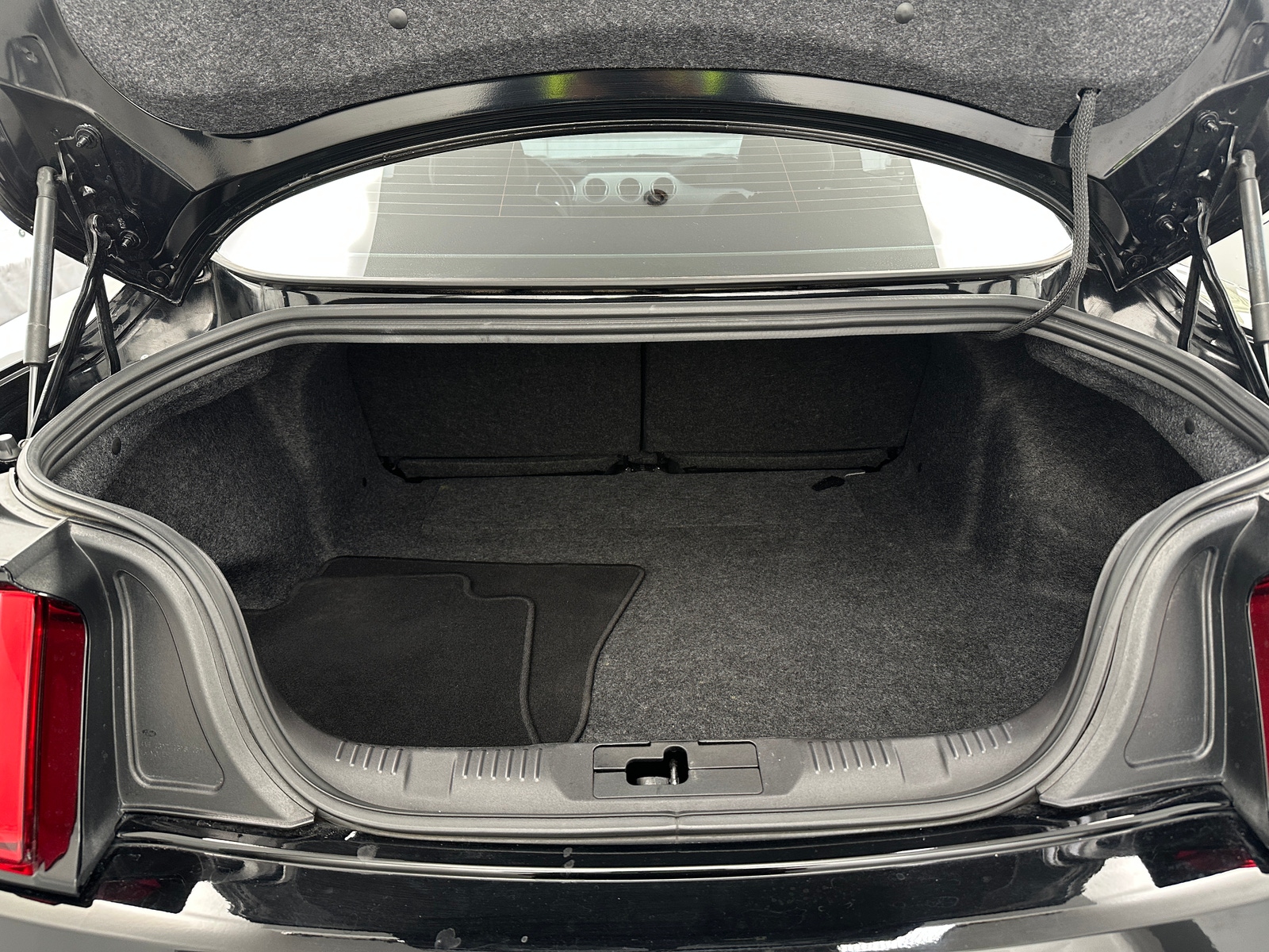 Thumbnail: 2016 Ford Mustang - 4