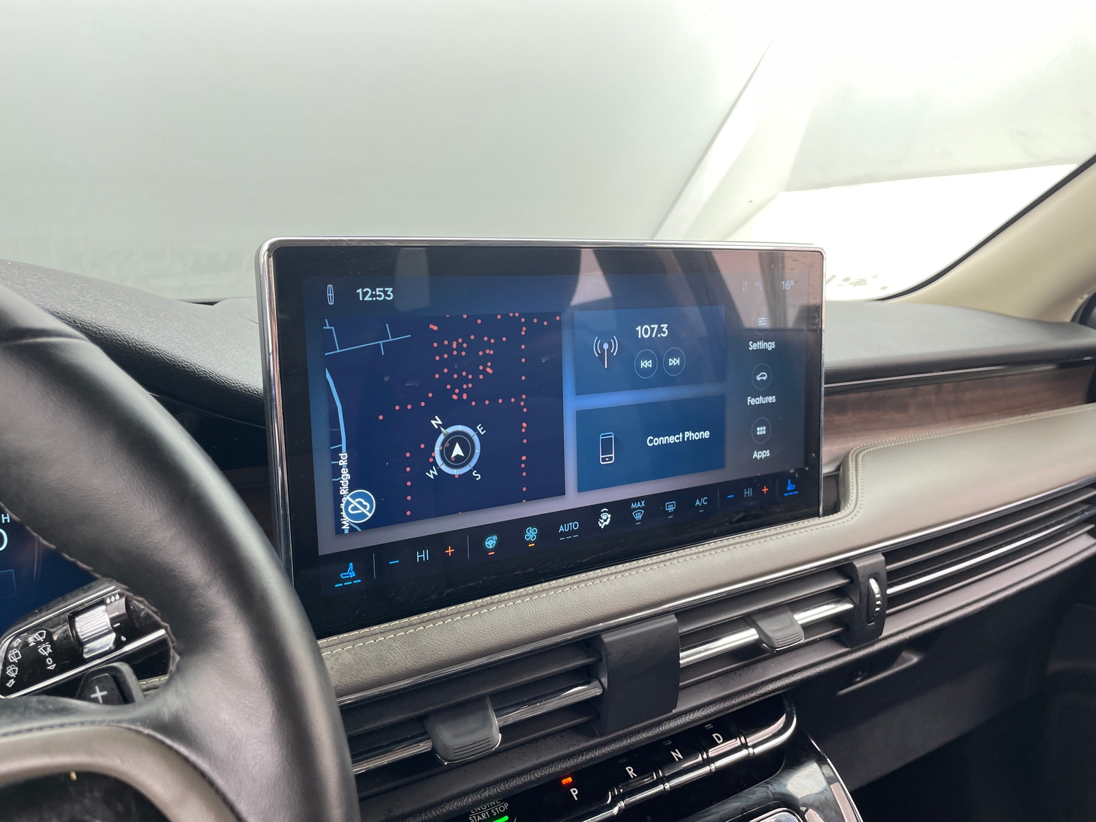 Thumbnail: 2025 Lincoln Corsair - 3