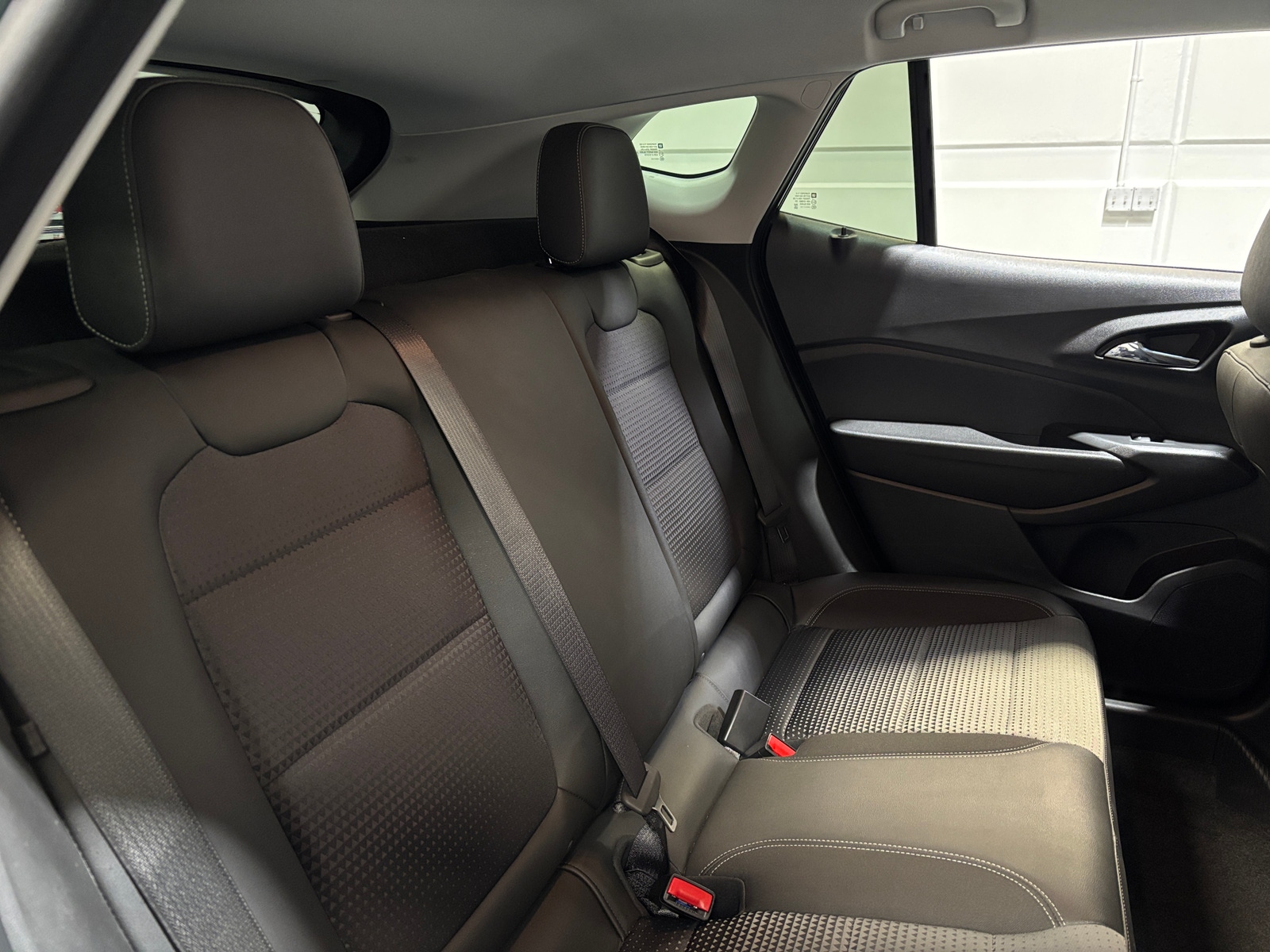 Thumbnail: 2025 Chevrolet Trax - 6