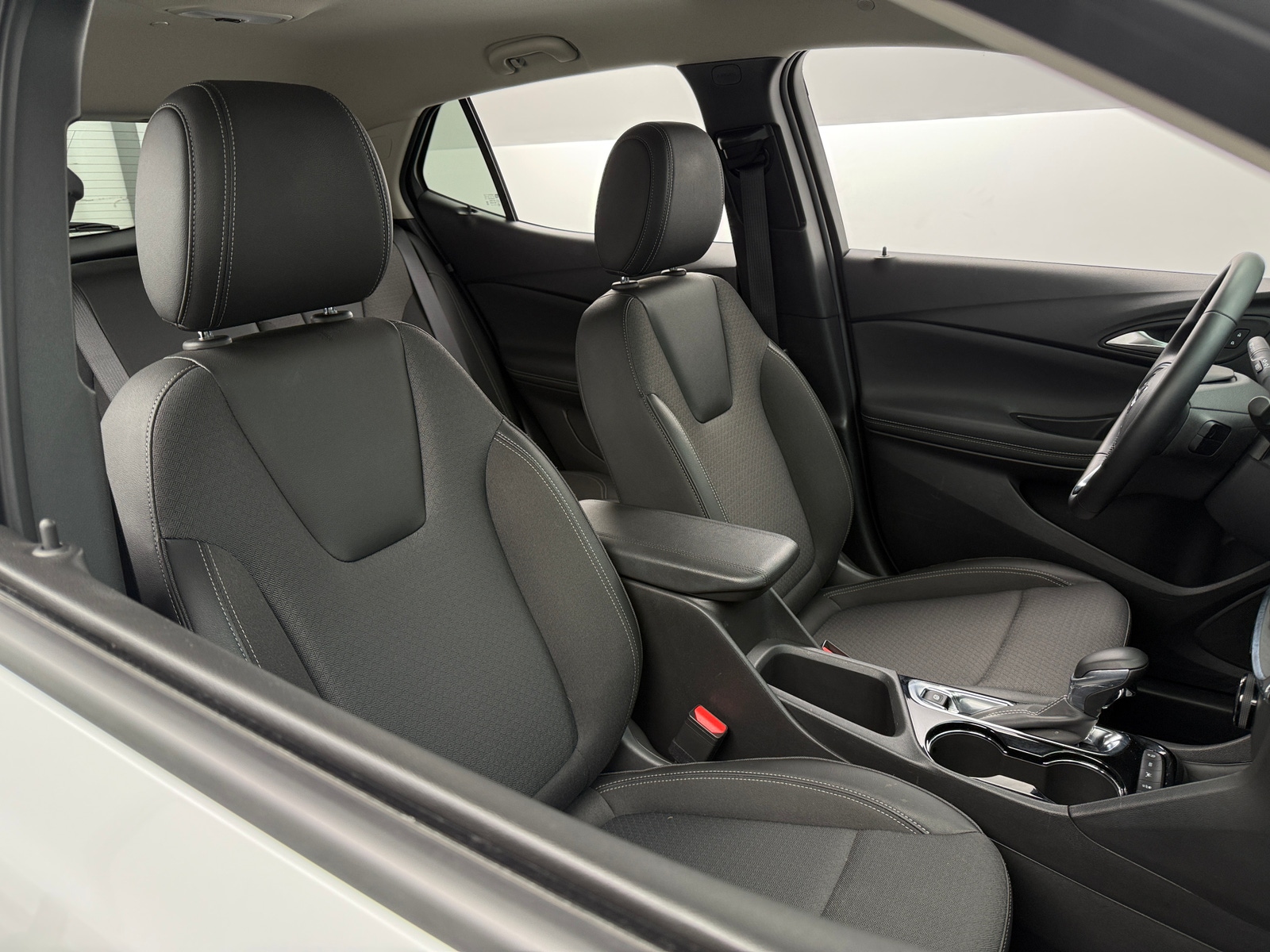 Thumbnail: 2025 Buick Encore GX - 2