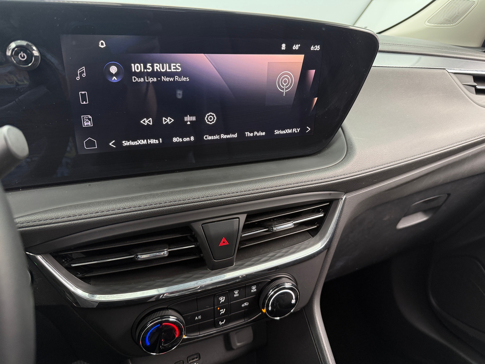 Thumbnail: 2025 Buick Encore GX - 4