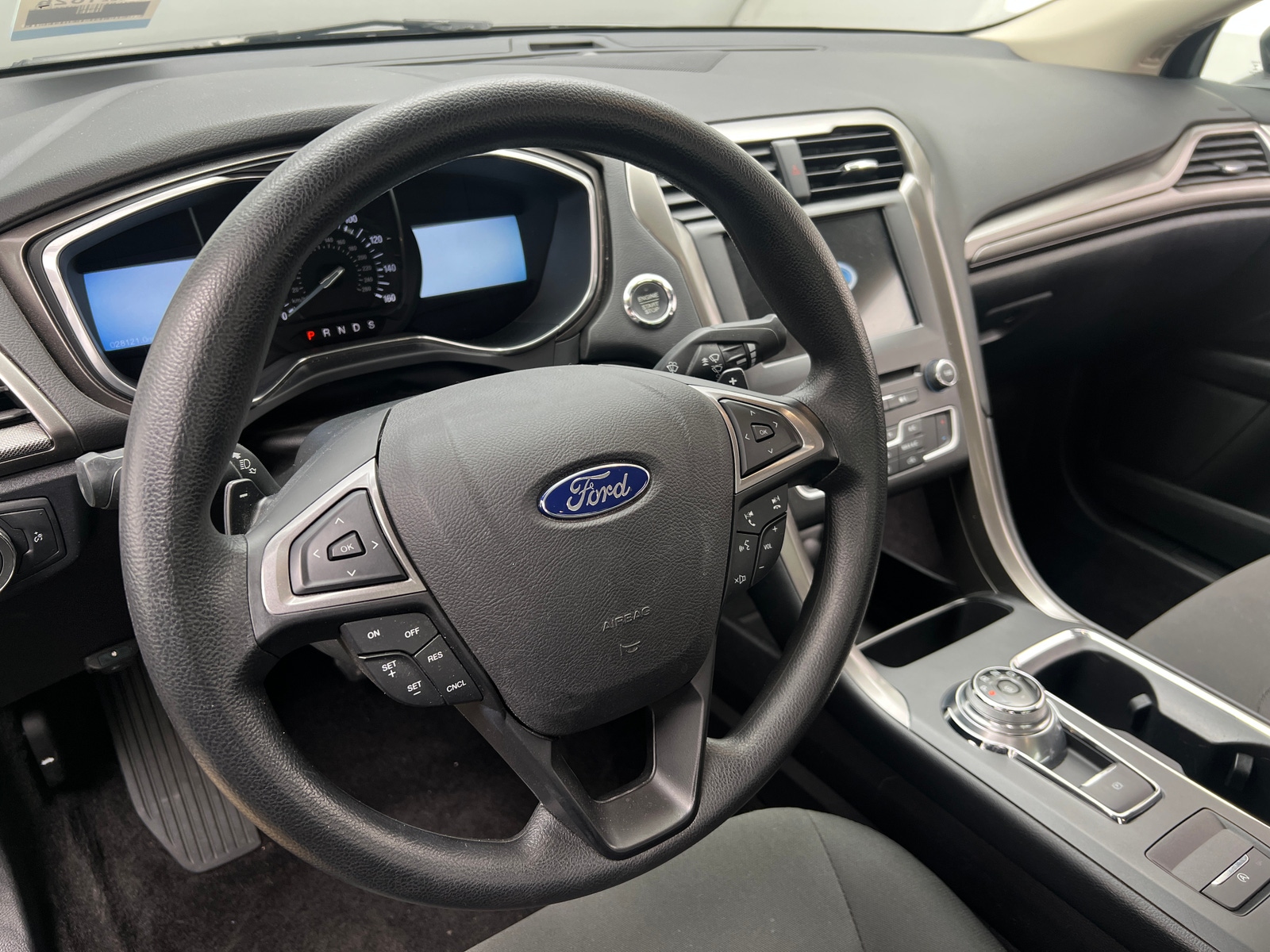 Thumbnail: 2017 Ford Fusion - 5