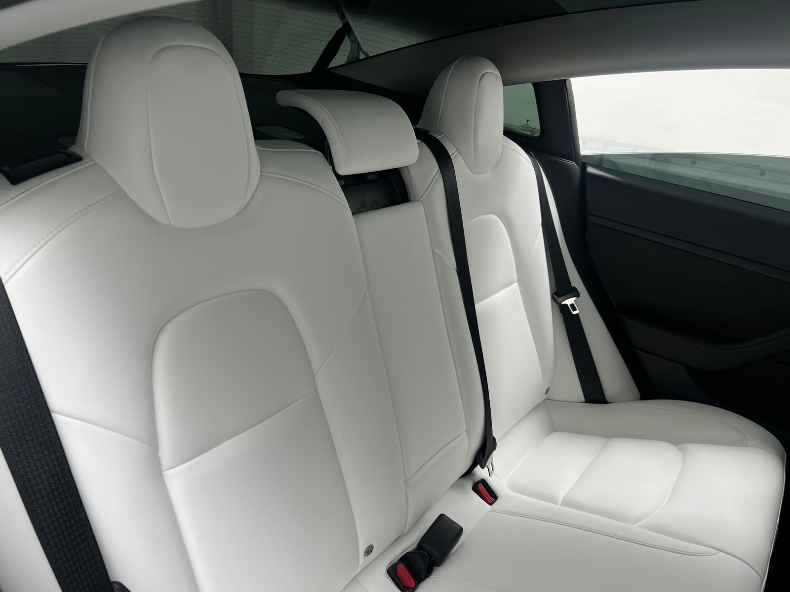 Thumbnail: 2022 Tesla Model 3 - 4