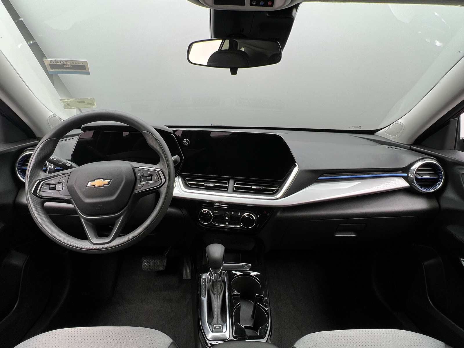 Thumbnail: 2025 Chevrolet Trax - 3
