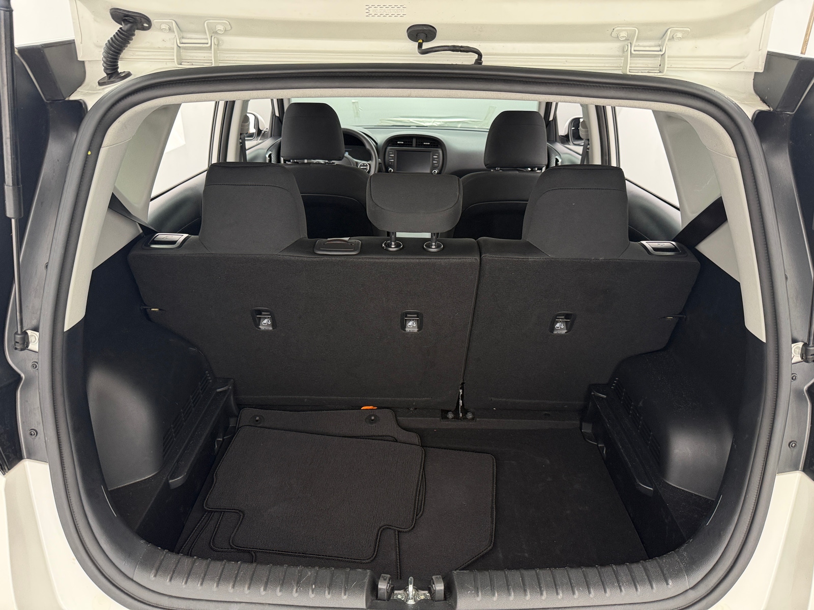 Thumbnail: 2025 Kia Soul - 7