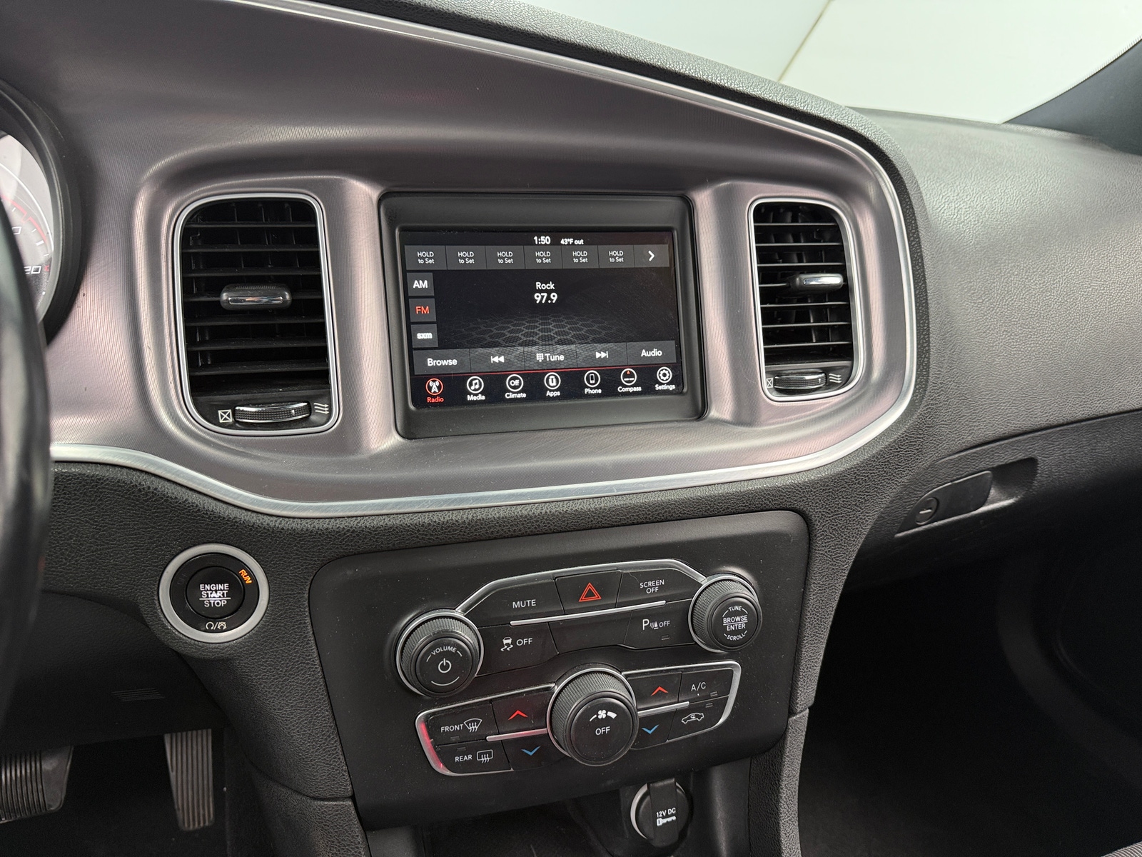 Thumbnail: 2022 Dodge Charger - 4