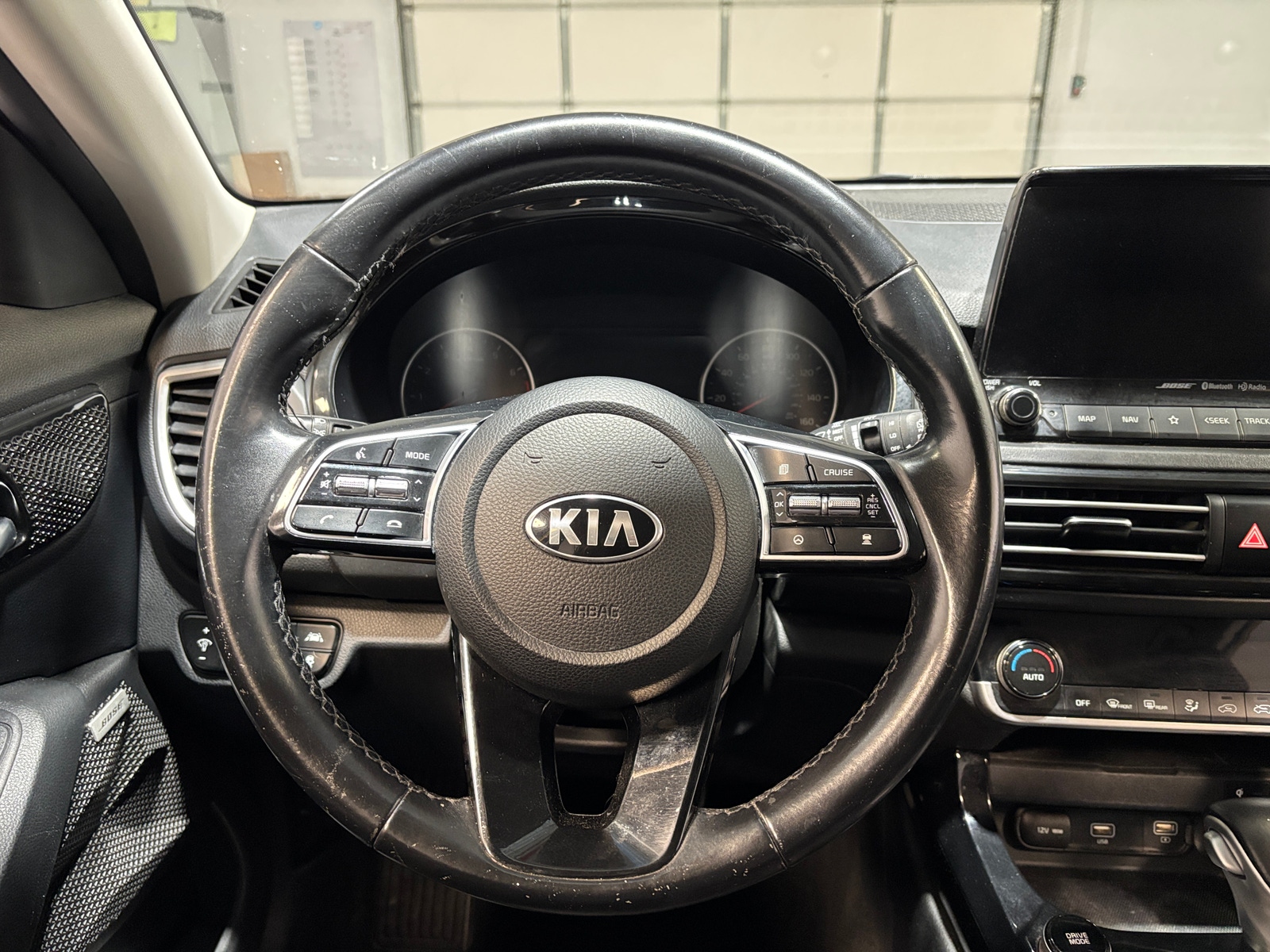 Thumbnail: 2021 Kia Seltos - 4