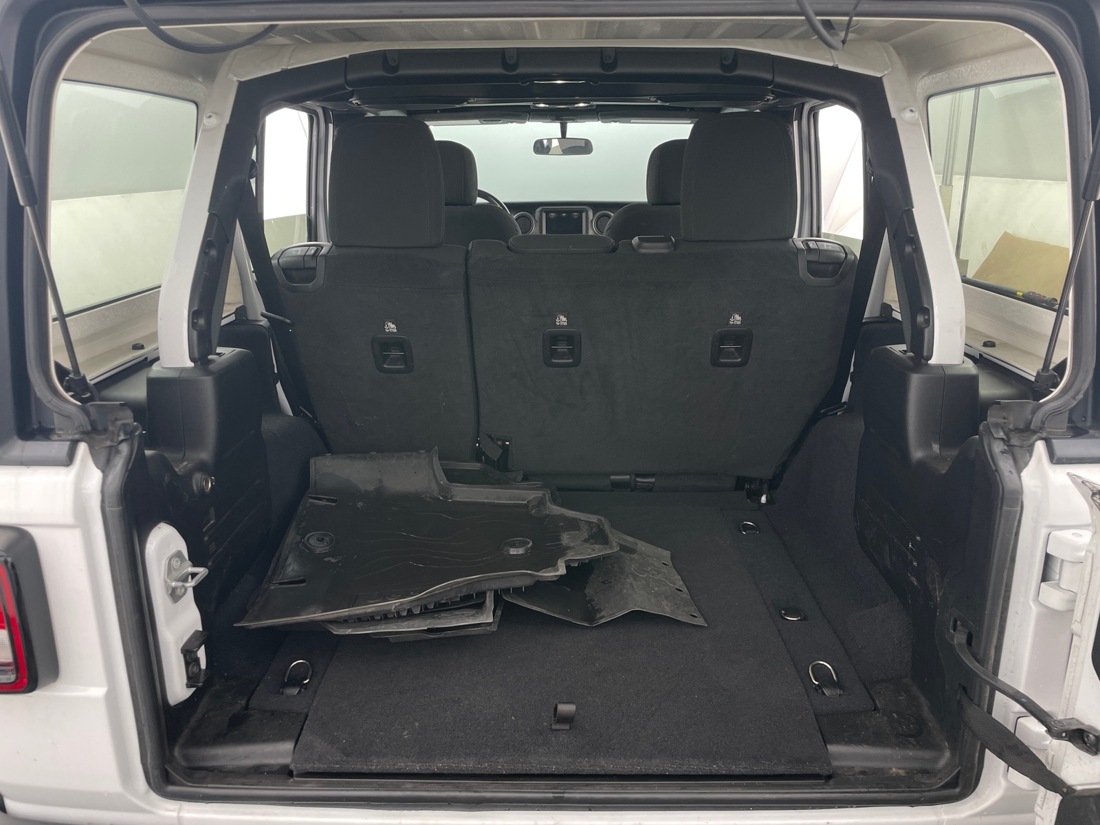 Thumbnail: 2022 Jeep Wrangler - 7