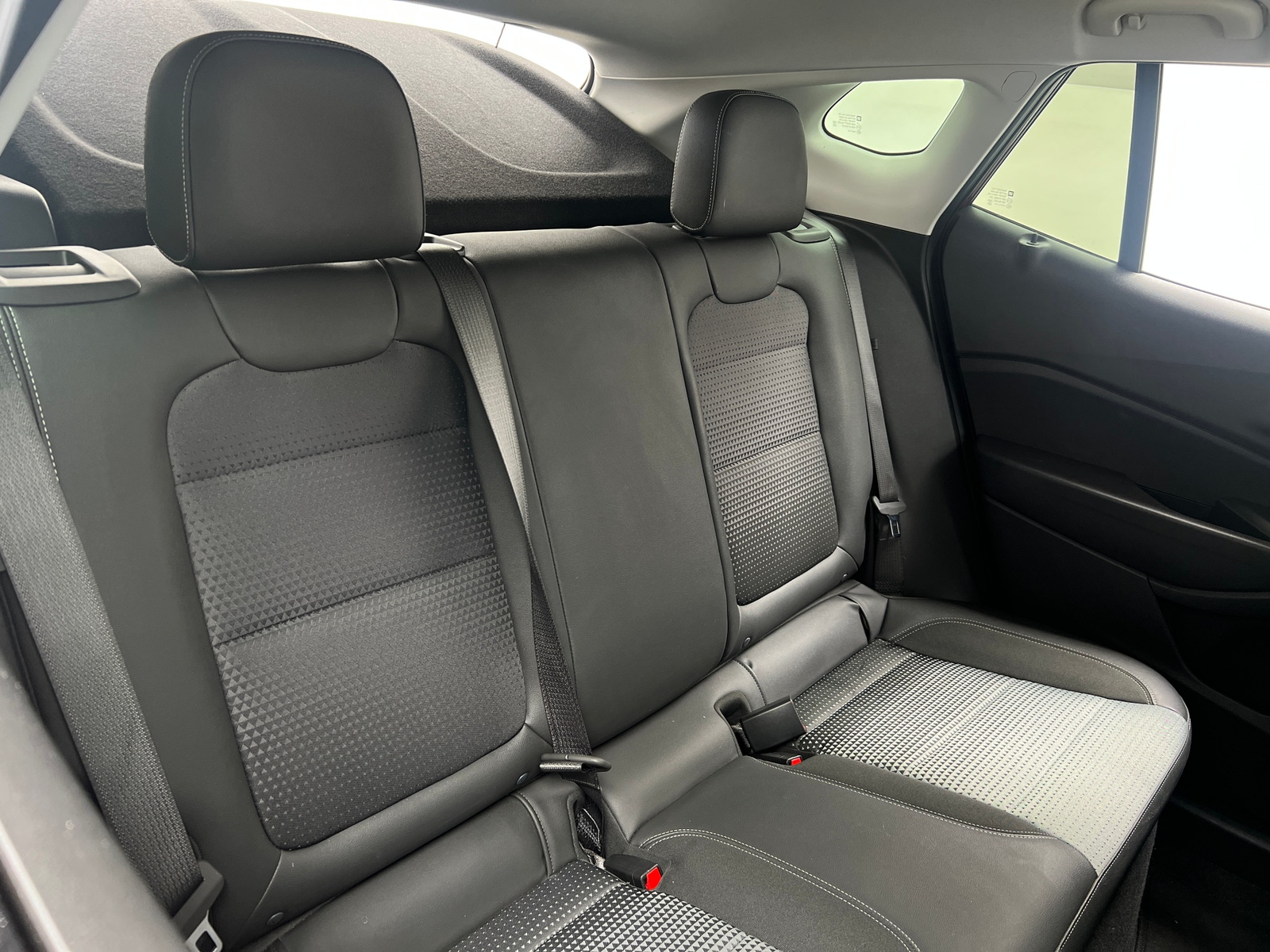 Thumbnail: 2025 Chevrolet Trax - 6