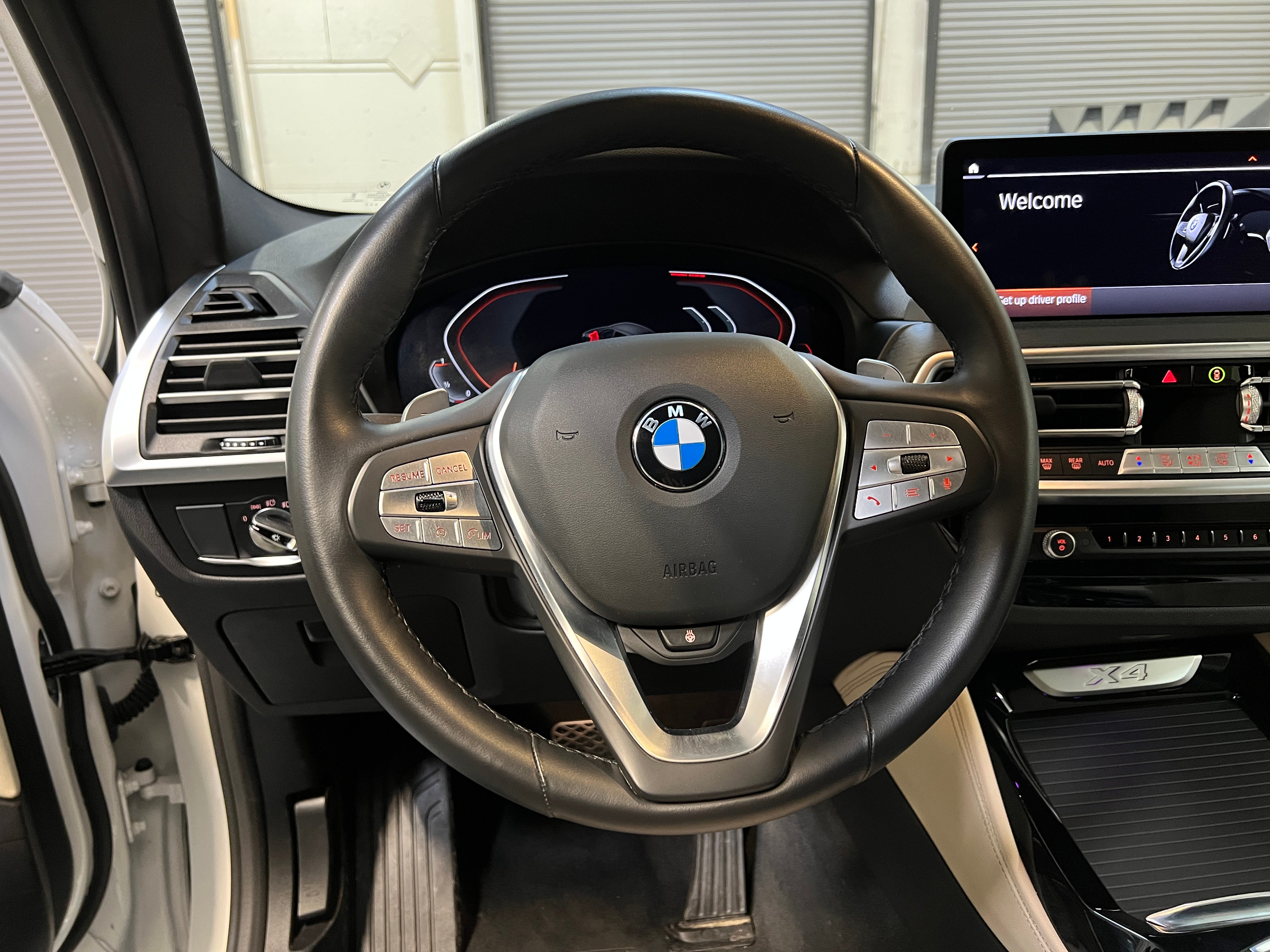 2025 BMW X4