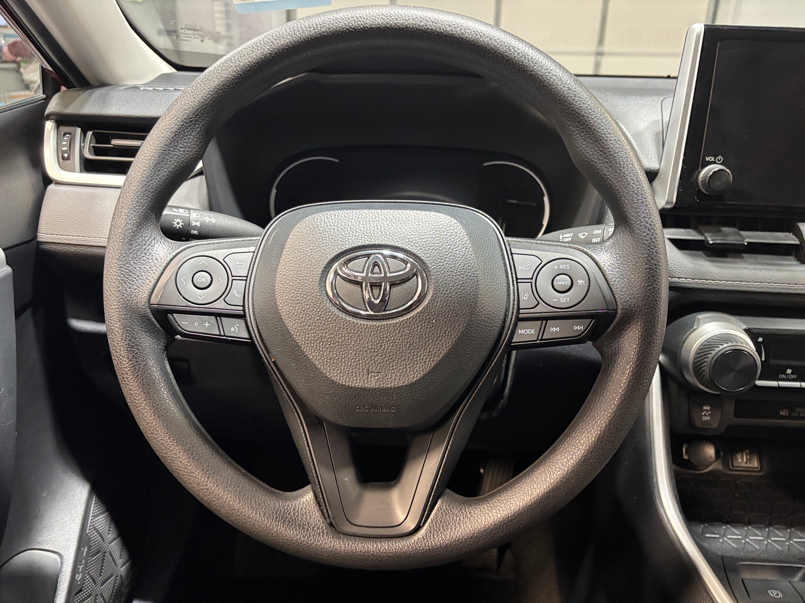 Thumbnail: 2024 Toyota RAV4 - 5