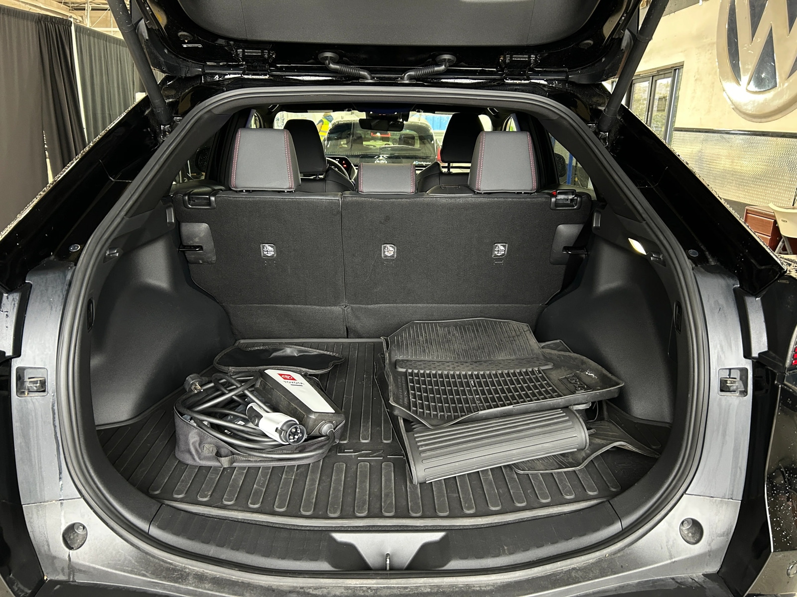 Thumbnail: 2025 Toyota bZ4X - 6