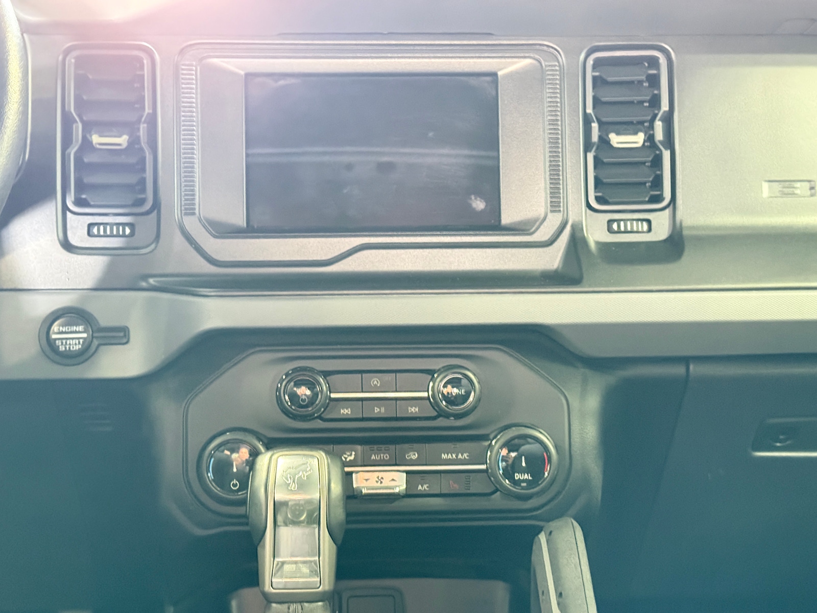 Thumbnail: 2022 Ford Bronco - 4