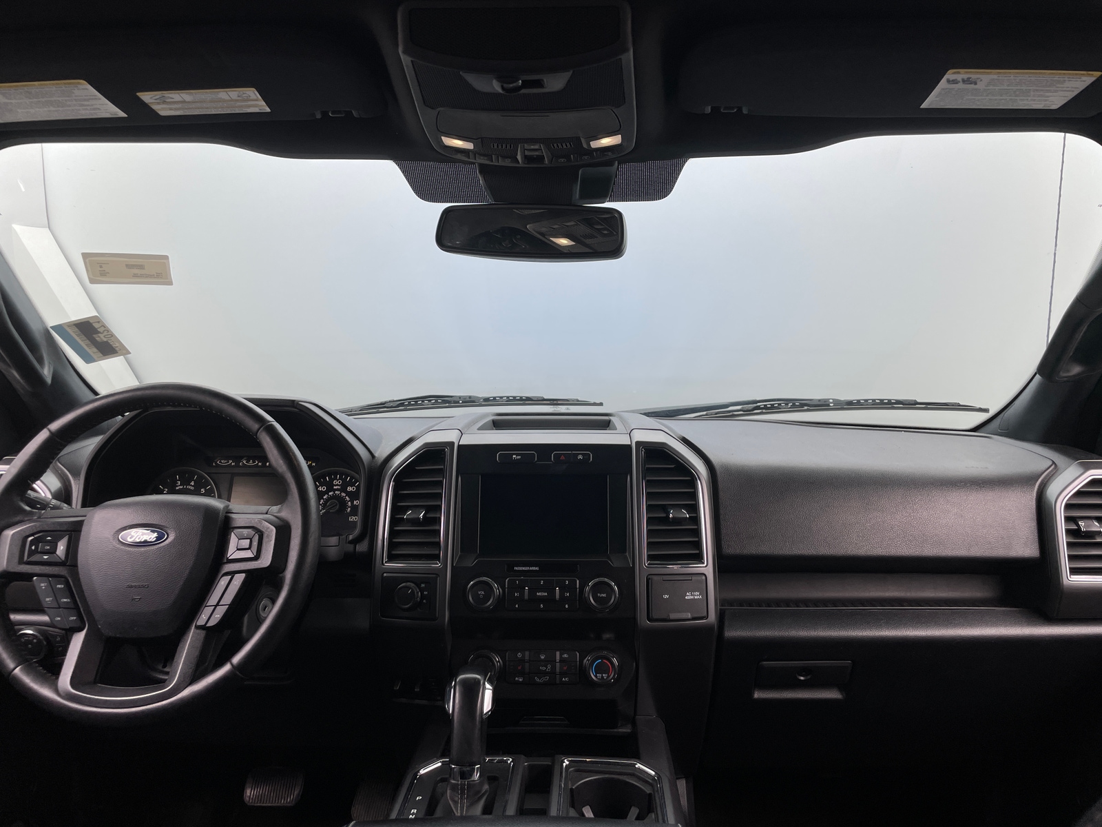 Thumbnail: 2020 Ford Econoline - 3