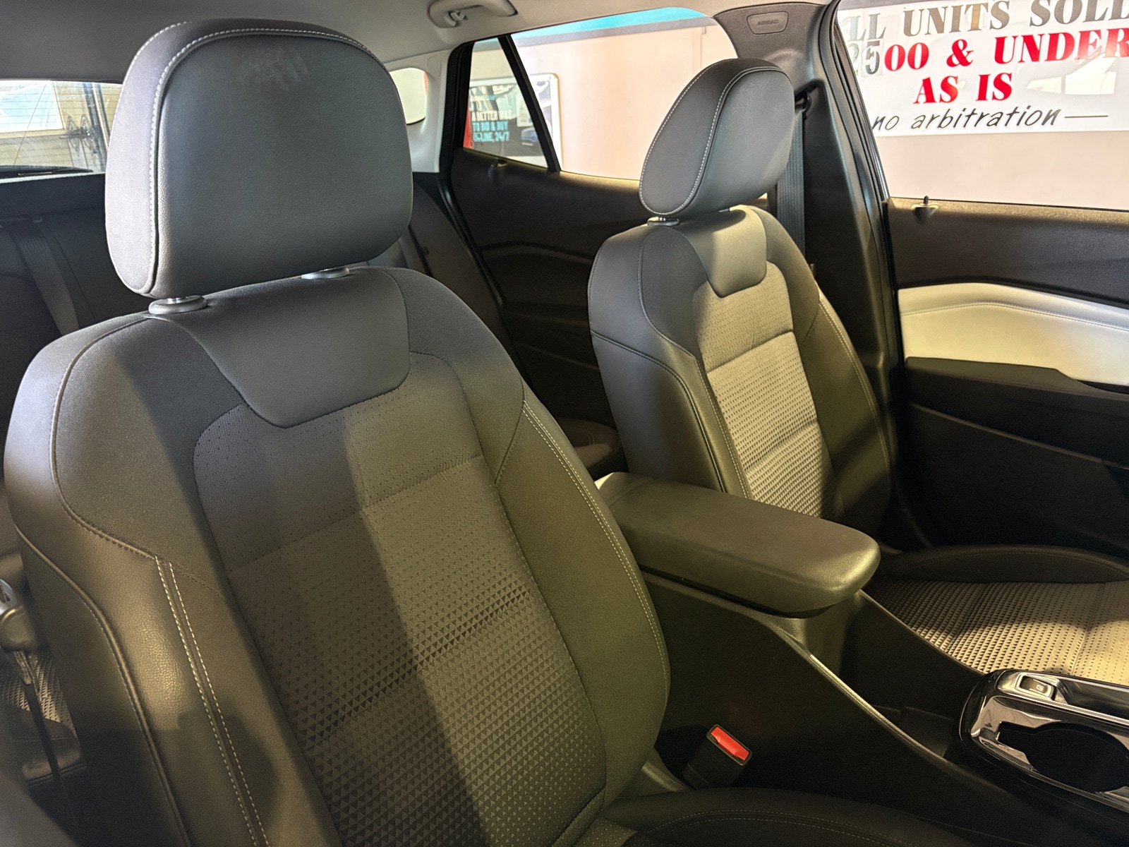 Thumbnail: 2025 Chevrolet Trax - 2