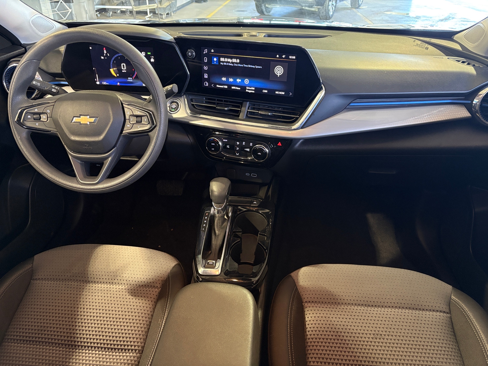 Thumbnail: 2025 Chevrolet Trax - 3