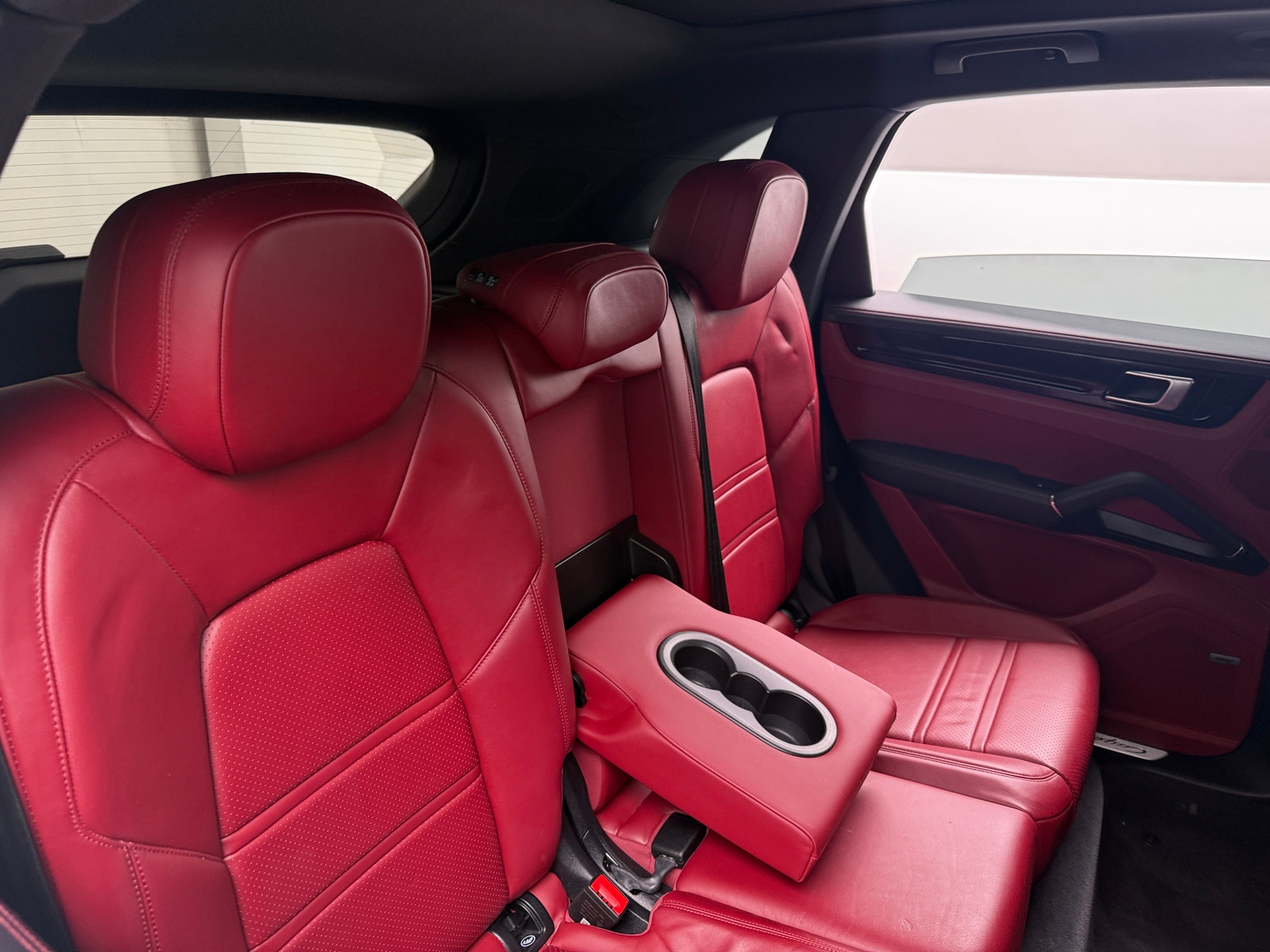 Thumbnail: 2019 Porsche Cayenne - 5