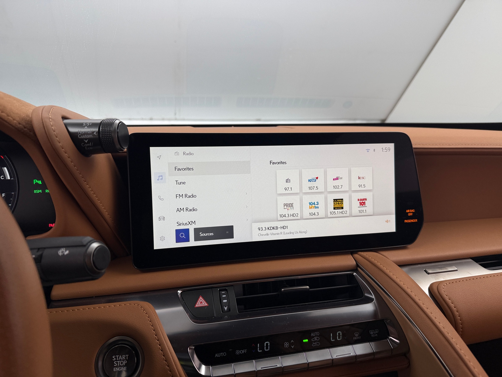 Thumbnail: 2024 Lexus LC - 3