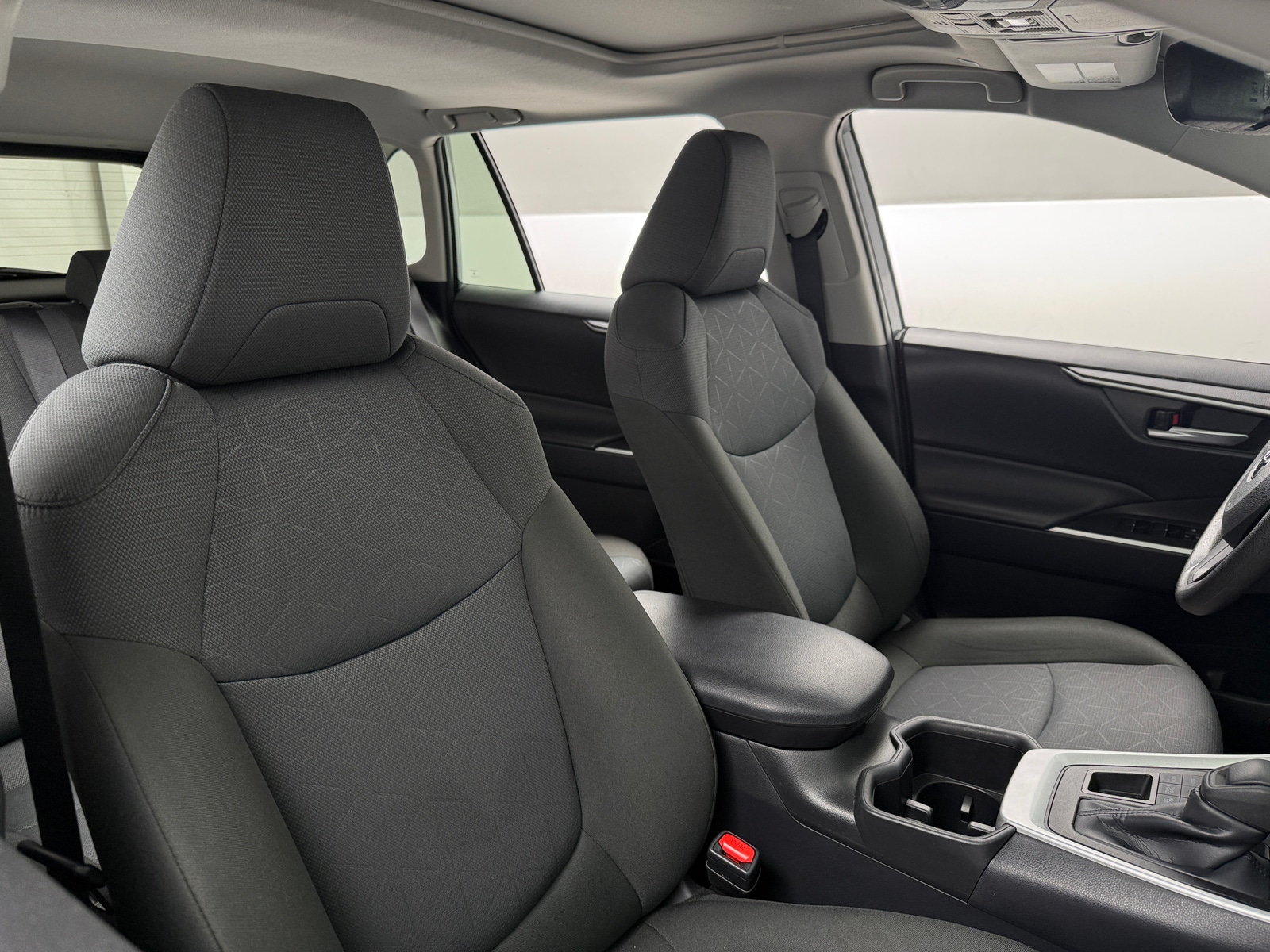 Thumbnail: 2025 Toyota RAV4 - 2