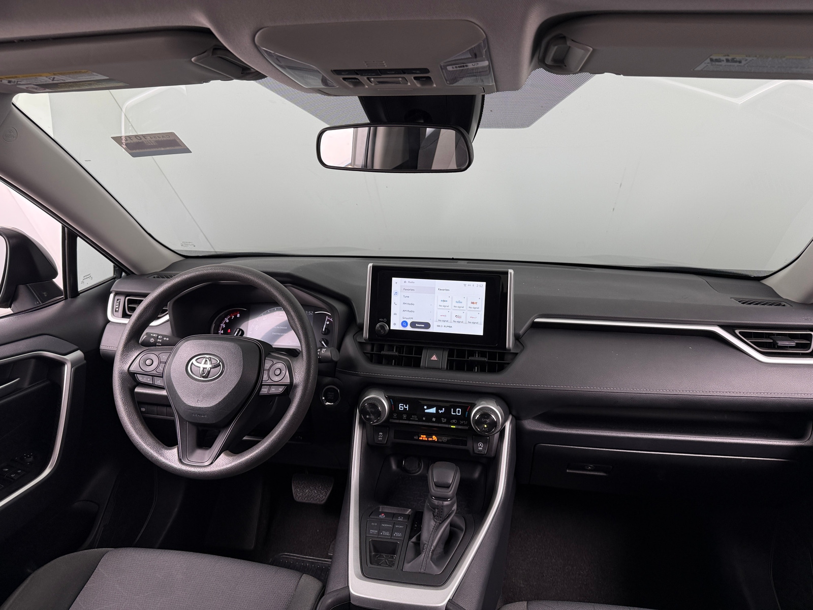 Thumbnail: 2025 Toyota RAV4 - 3