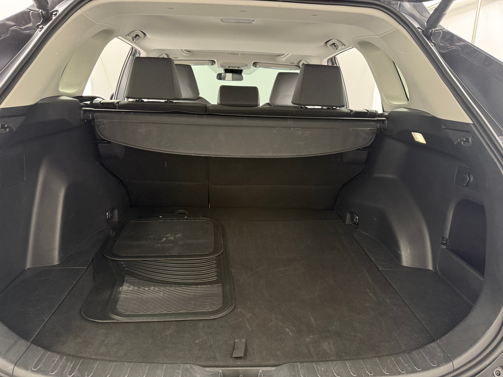 Thumbnail: 2025 Toyota RAV4 - 7