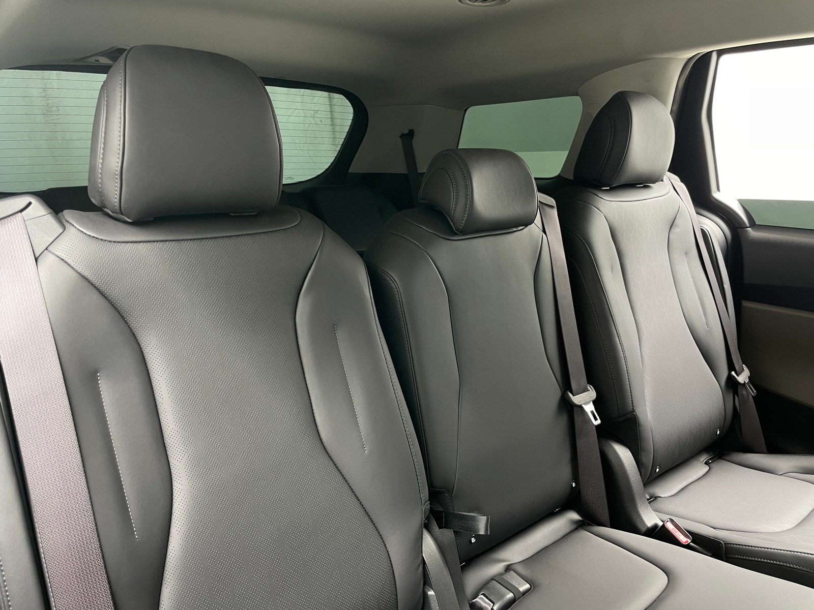 Thumbnail: 2025 Kia Carnival - 5