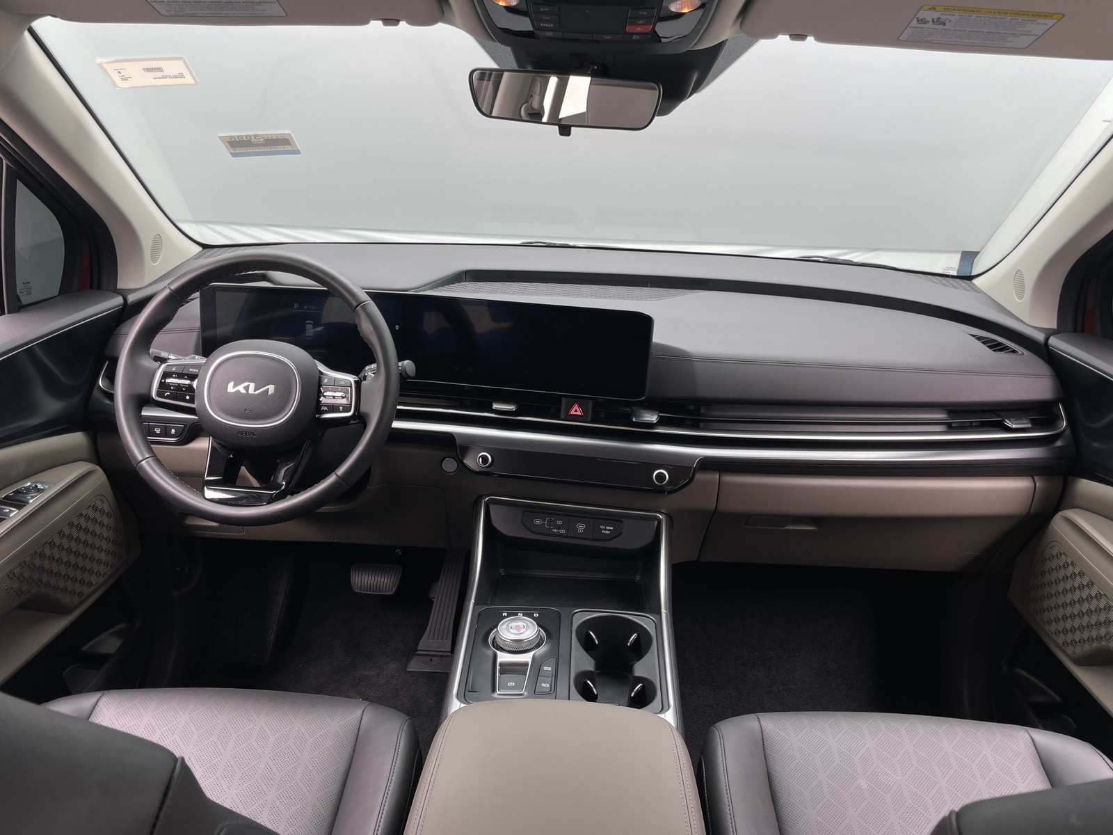 Thumbnail: 2025 Kia Carnival - 2