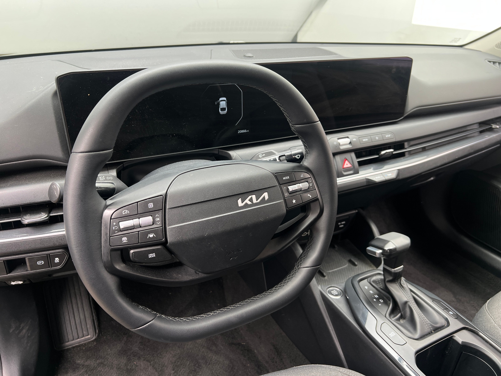 Thumbnail: 2025 Kia K4 - 5