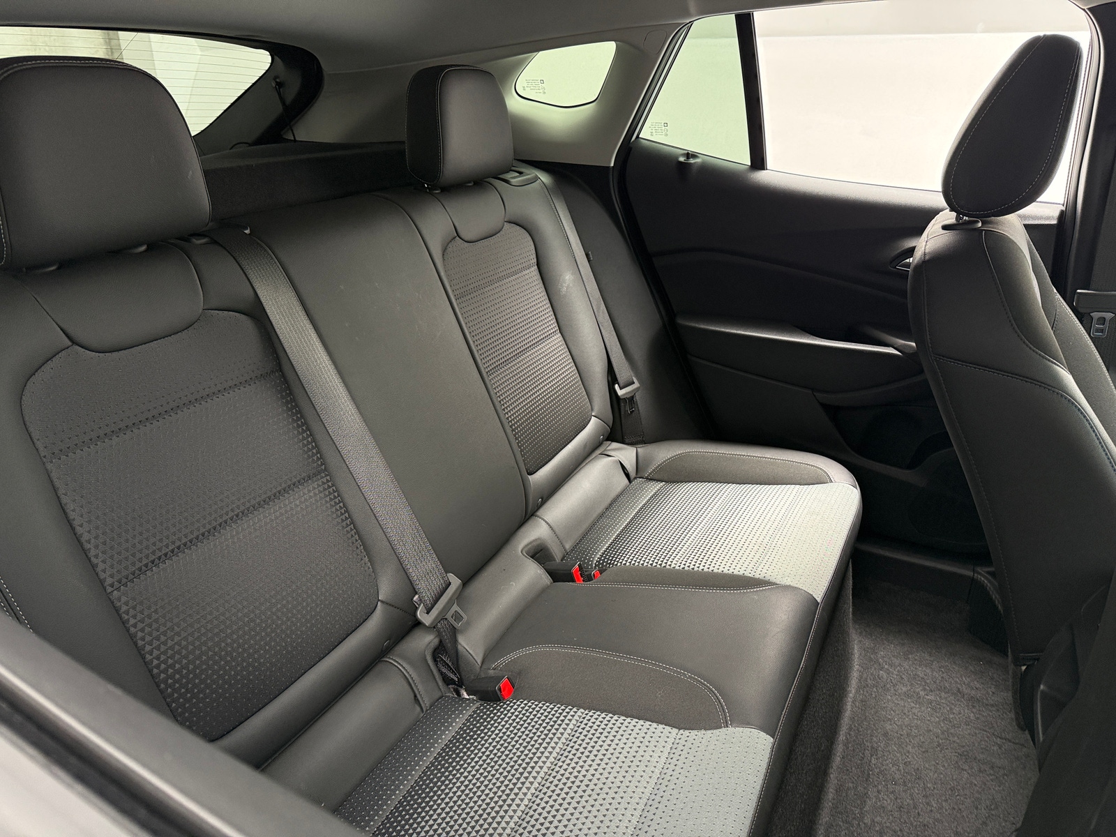 Thumbnail: 2025 Chevrolet Trax - 6