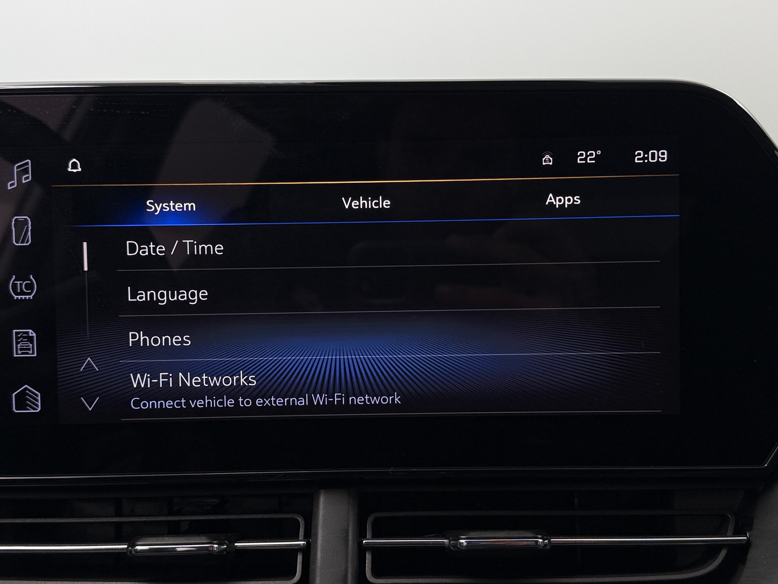 Thumbnail: 2025 Chevrolet Trax - 4