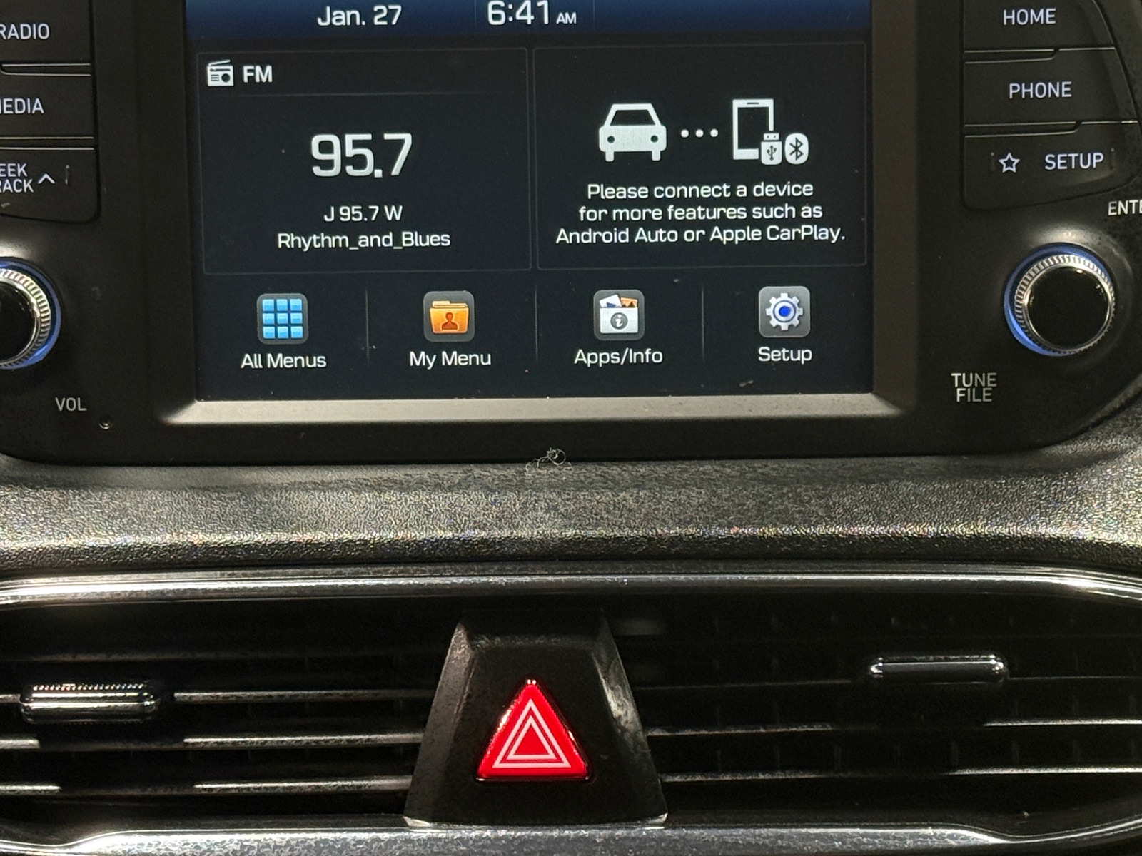 Thumbnail: 2020 Hyundai Santa Fe - 4