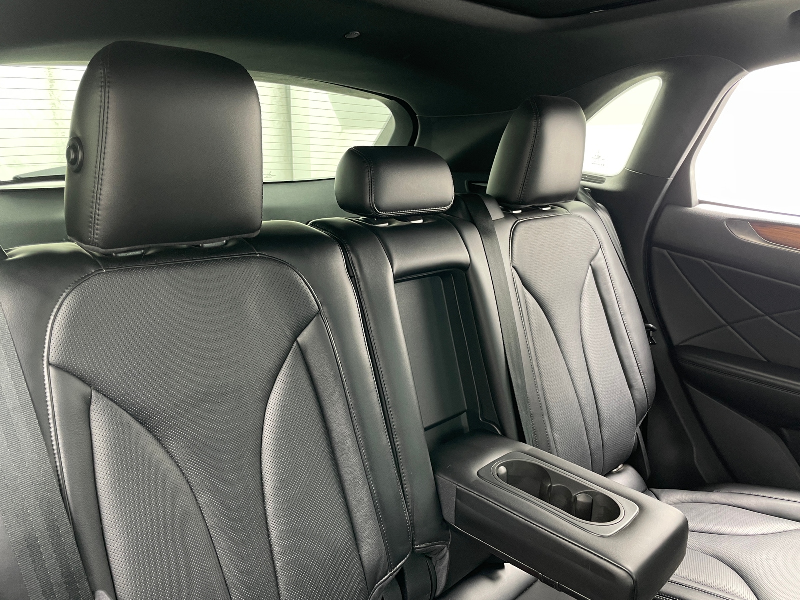 Thumbnail: 2015 Lincoln MKC - 5