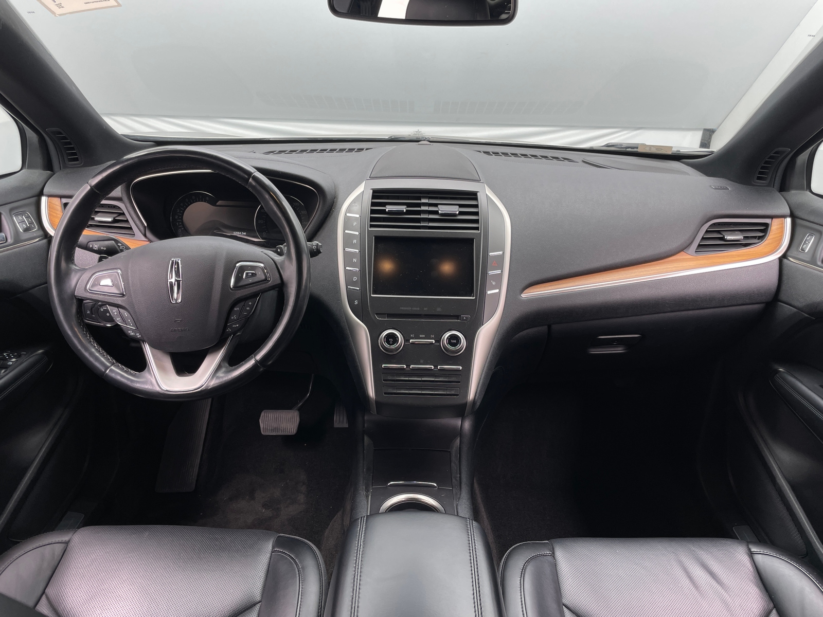 Thumbnail: 2015 Lincoln MKC - 2