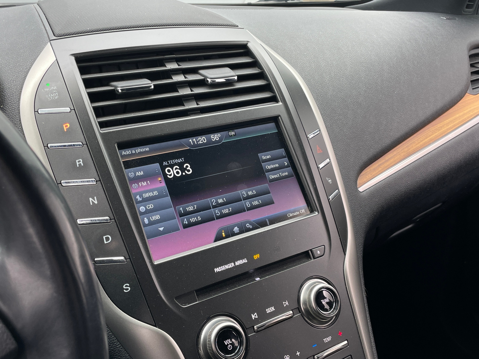 Thumbnail: 2015 Lincoln MKC - 3