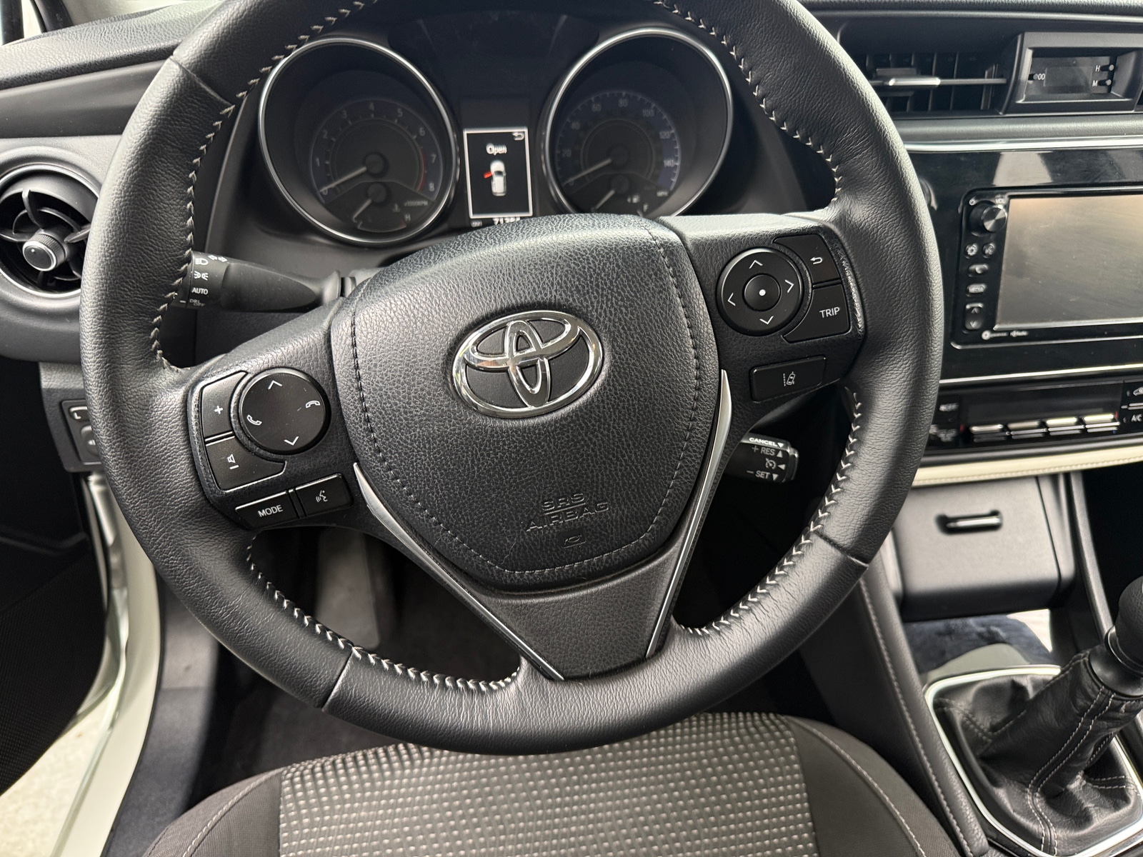 Thumbnail: 2017 Toyota Corolla iM - 5