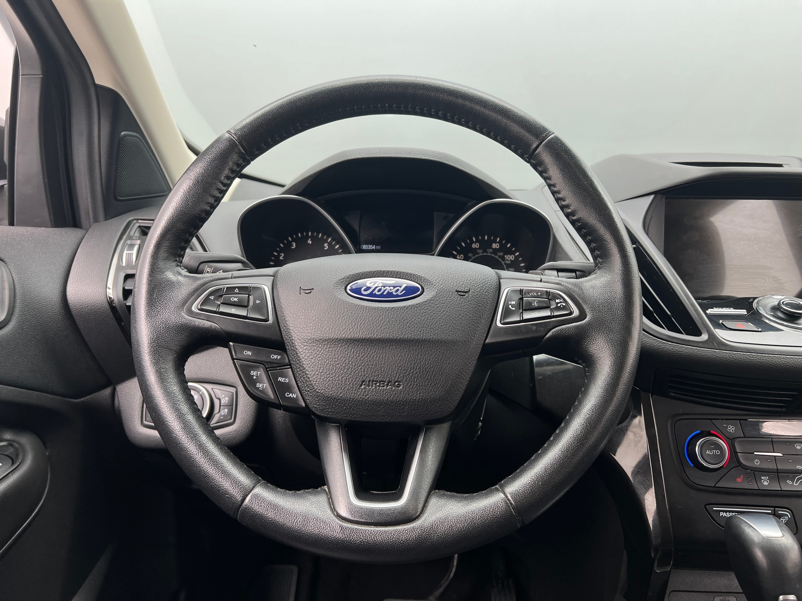 Thumbnail: 2017 Ford Escape - 4