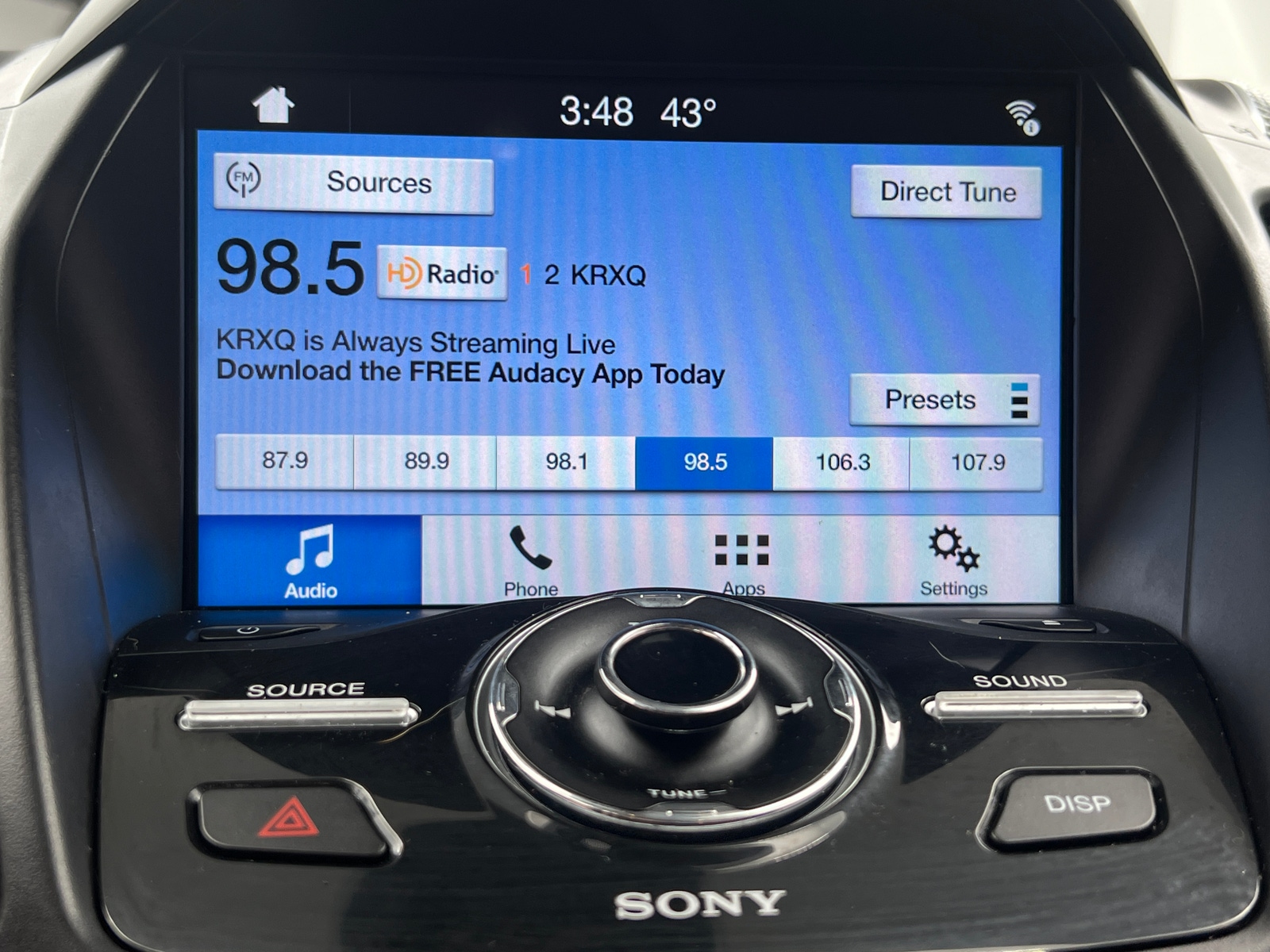 Thumbnail: 2017 Ford Escape - 3