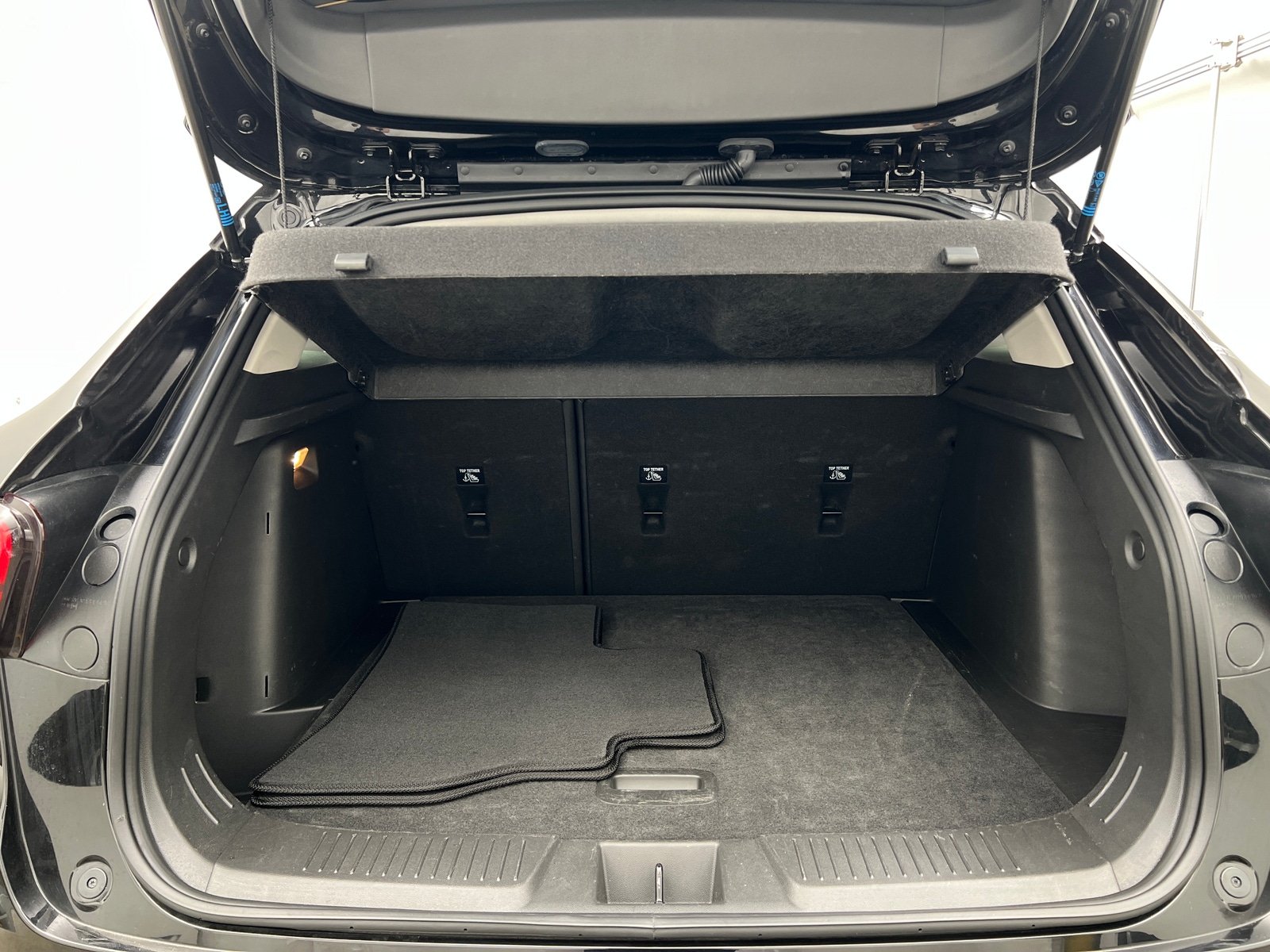 Thumbnail: 2025 Chevrolet Trax - 7