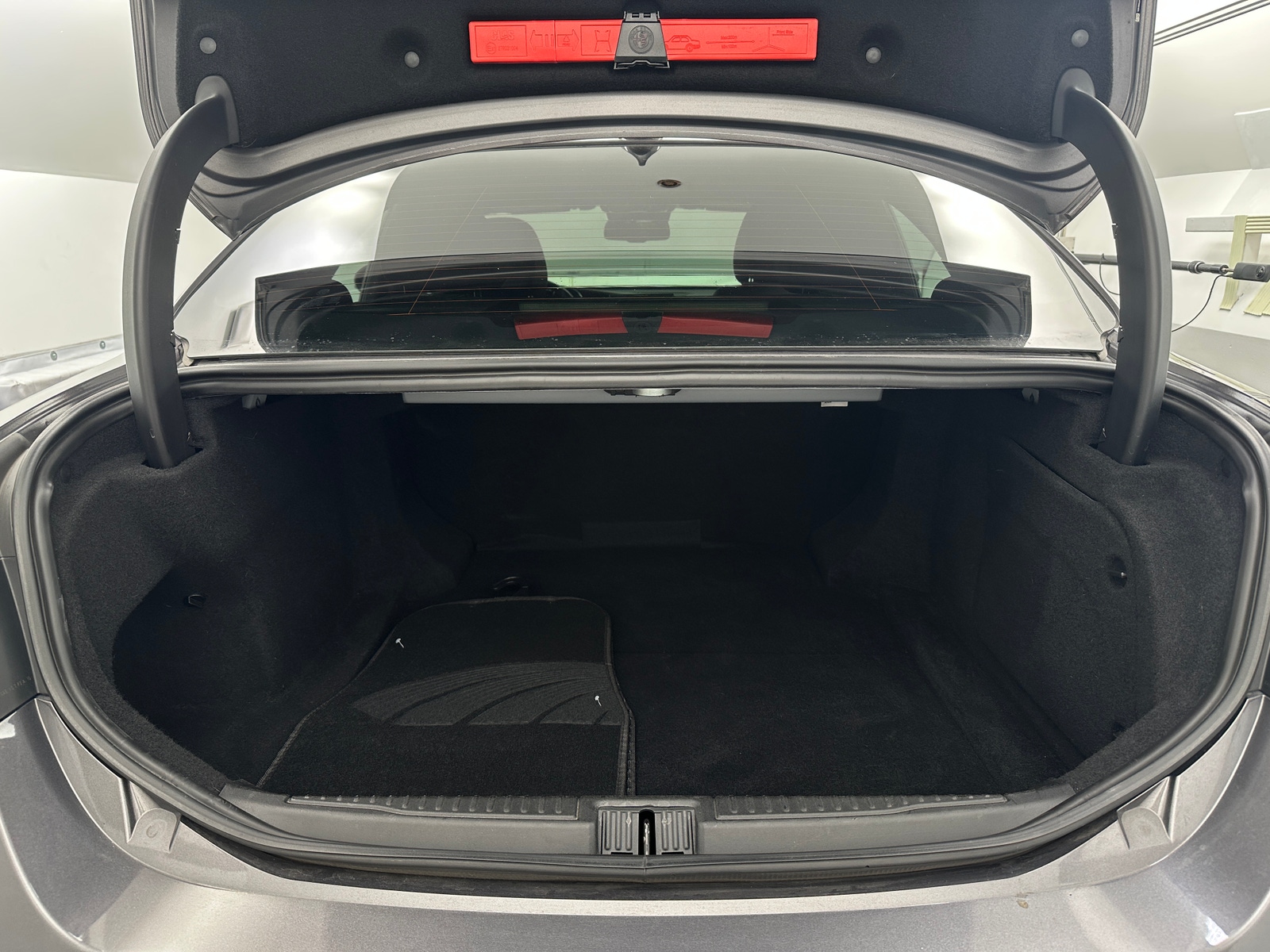 Thumbnail: 2018 Alfa Romeo Giulia - 6